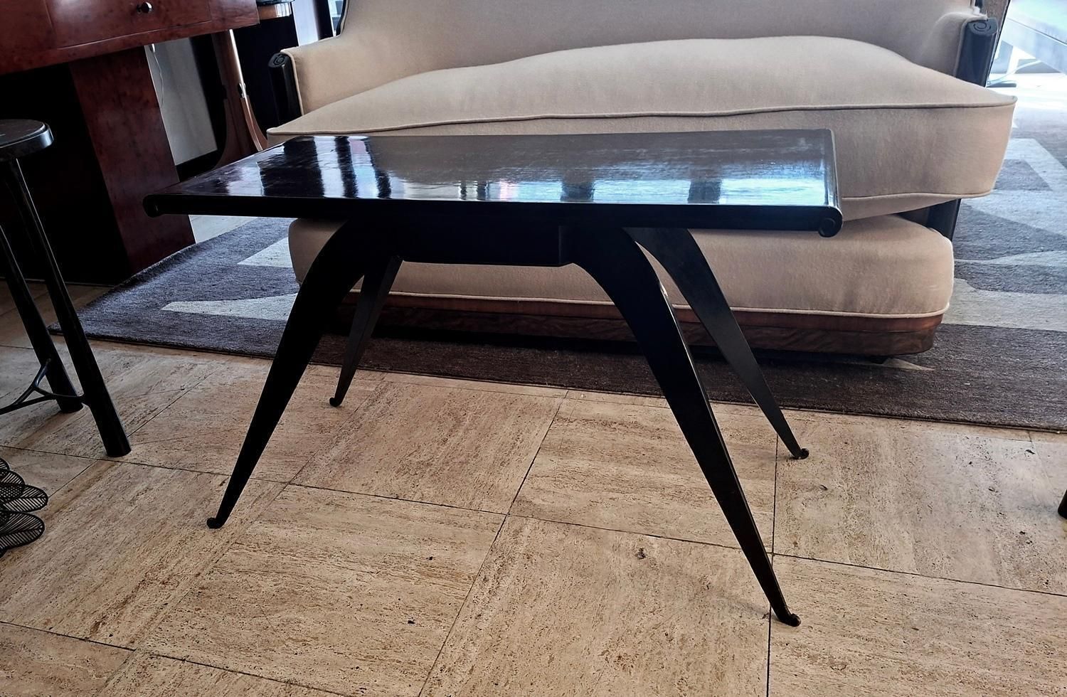 photo vinterior Alfred Porteneuve Coffe Table, Ducharne Model After Rulhmann