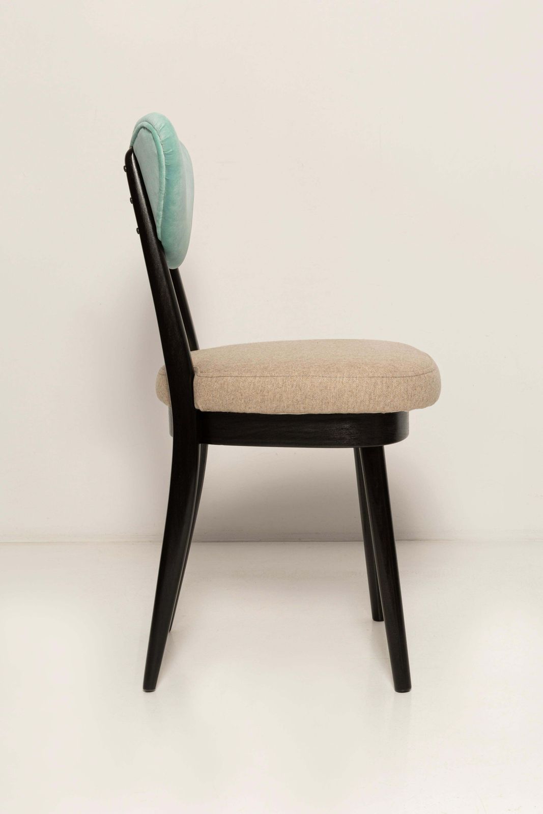Set Of Four Mid Century Beige Green Wool Mixed Heart Chairs, Europe, 1960s photo Furniture