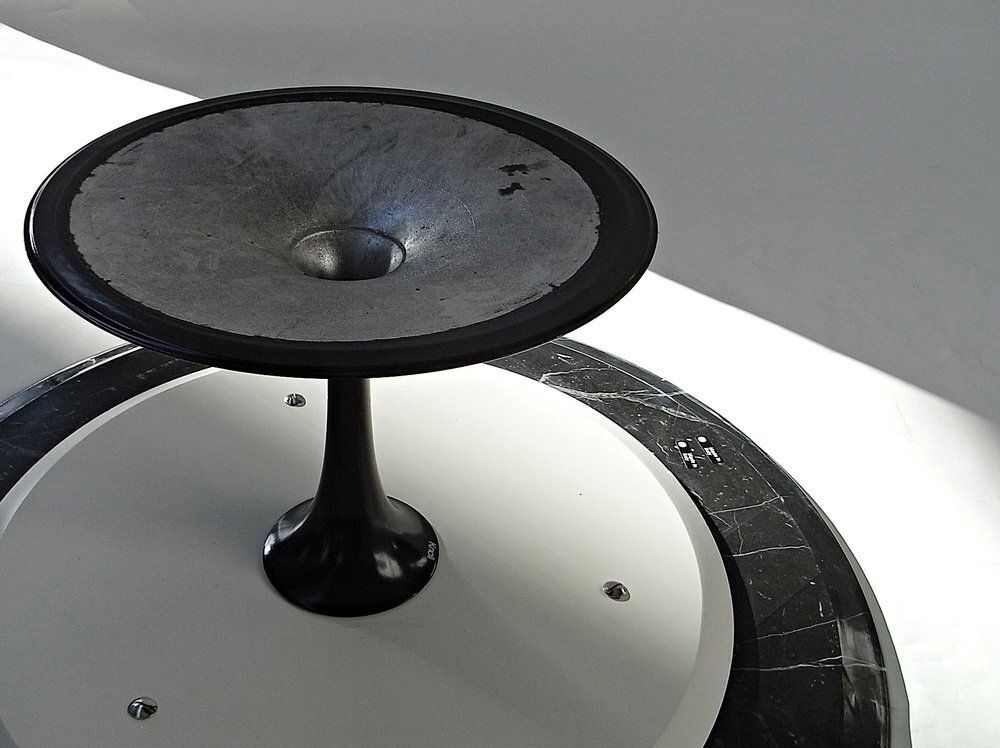 2400.0 Tulip Coffee Table By Eero Saarinen For Knoll International, 1970s photo