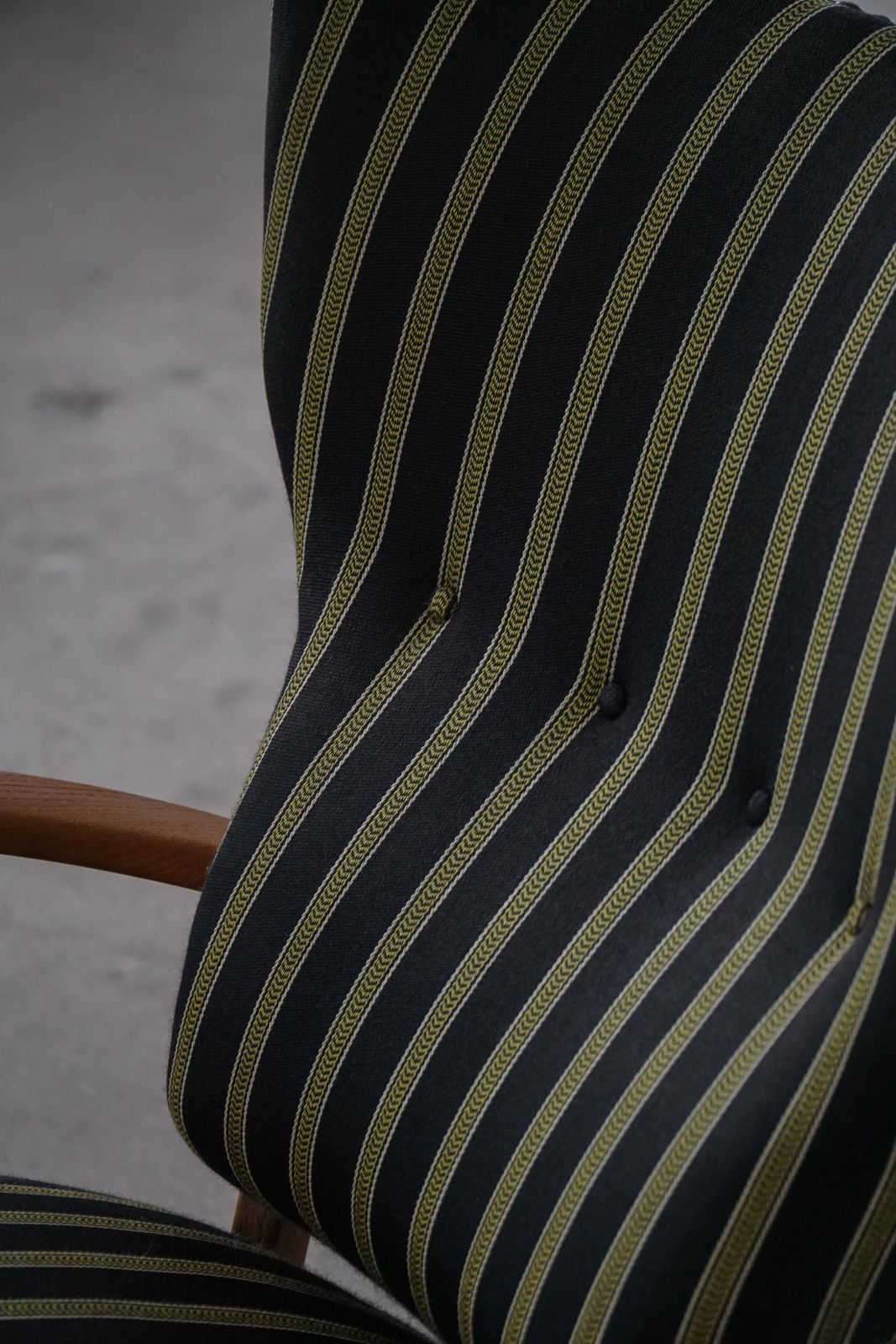 Danish Mid Century Modern, Wingback Lounge Chair In Oak, Viggo Boesen, 1950s photo 4989.0