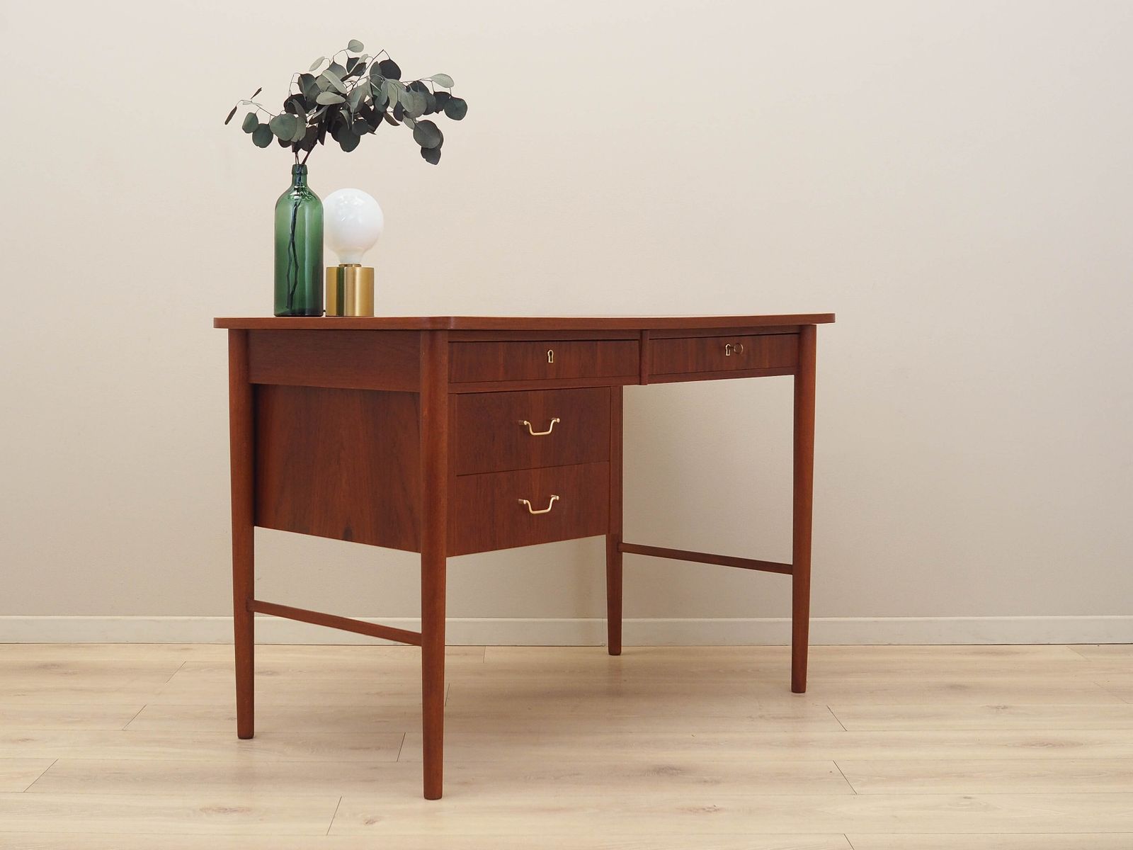 Teak Desk, Danish Design, 1960s, Production: Denmark photo 1389.0