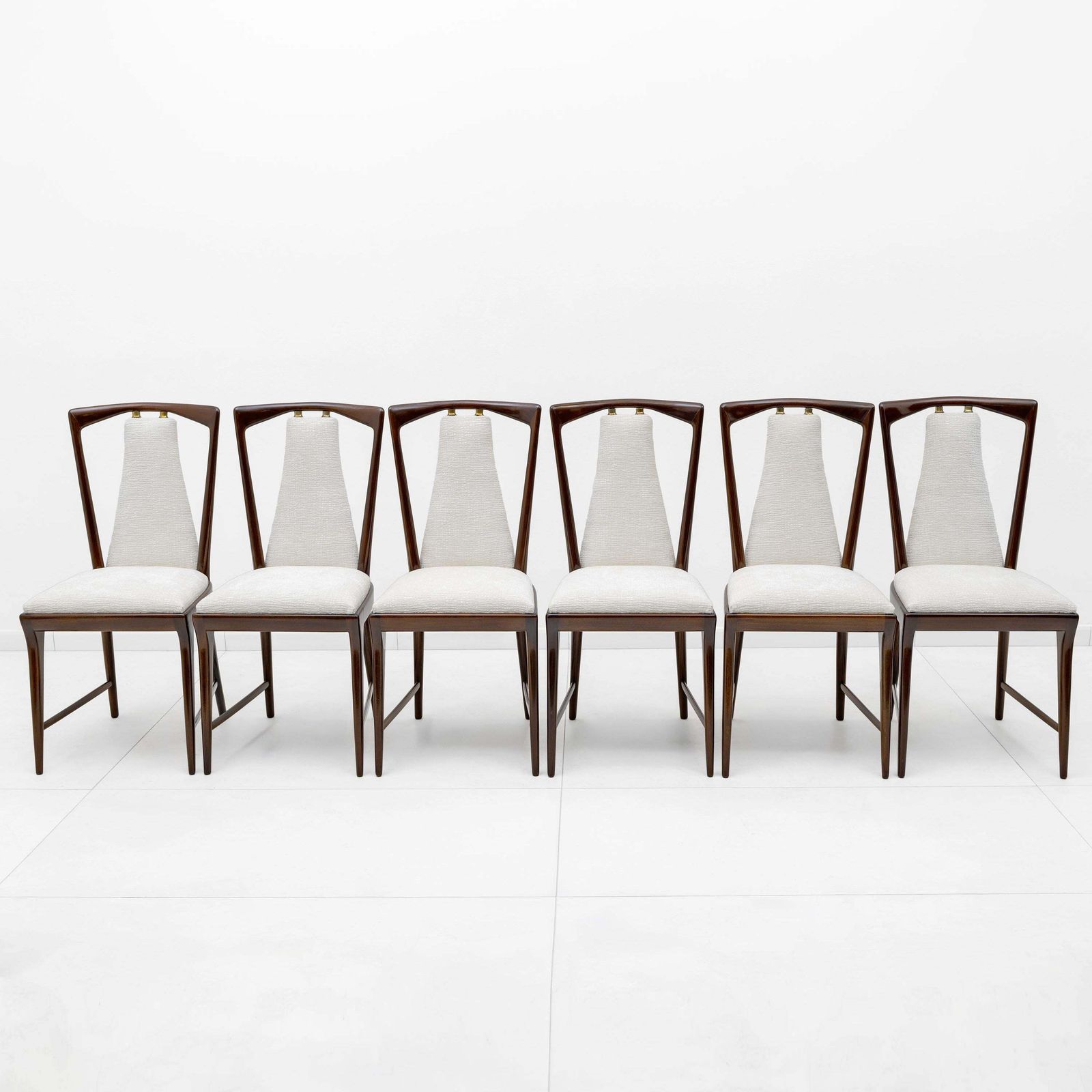 Set Of 6 Osvaldo Borsani Mid Century Modern Italian Bouclè Dining Chairs, 50s photo vinterior