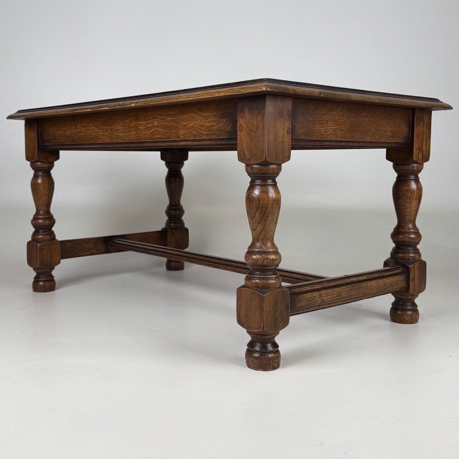 Antique 20th Century Good Quality Coffee Table In Oak photo furniture