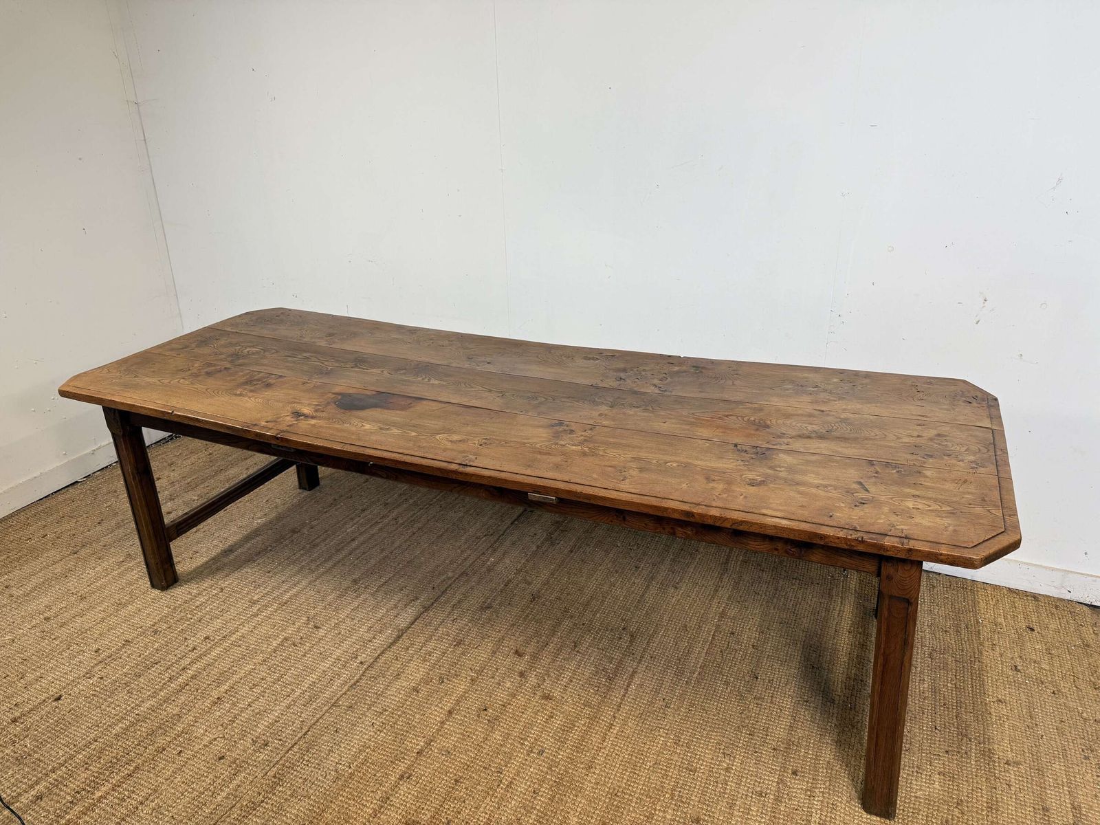 Early 20th Century Elm Farmhouse Table