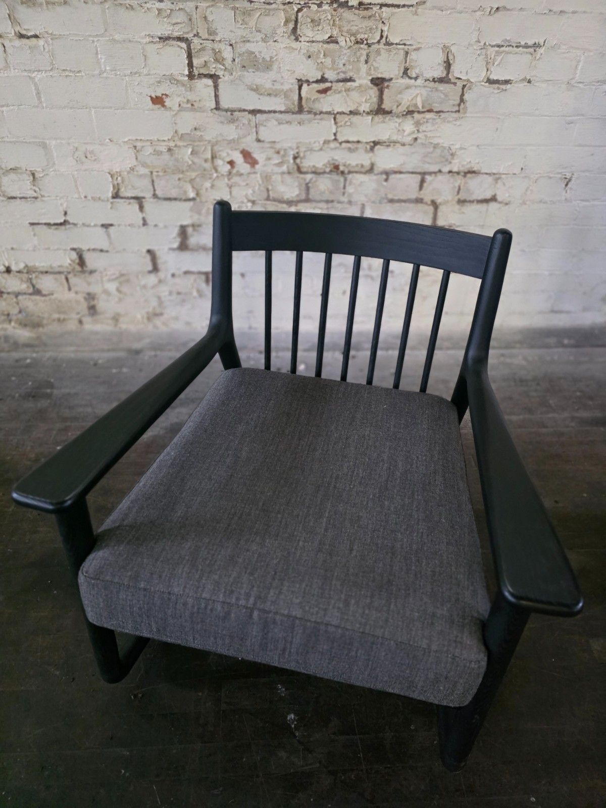 Furniture Pair Of Mid Century Style Rocking Chairs With Arms photo