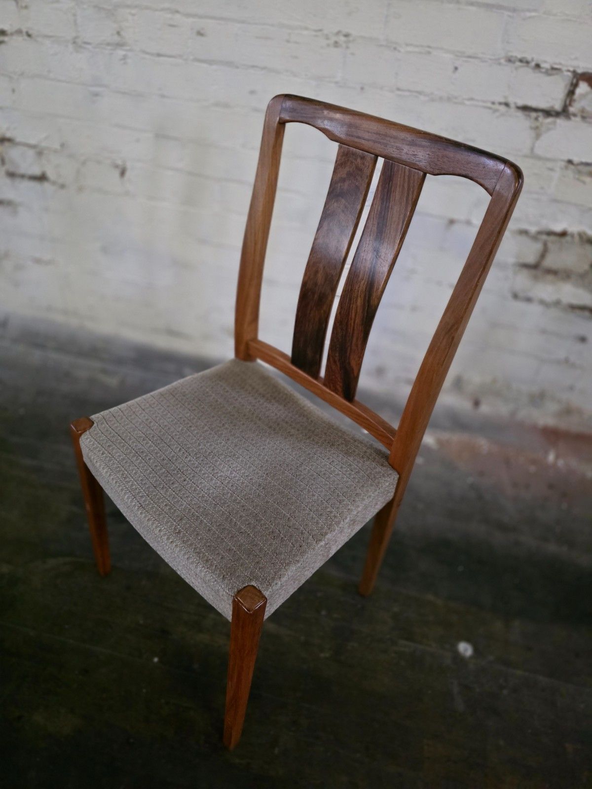 photo buy Set Of 4 Mid Century Rosewood Dining Chairs Troeds