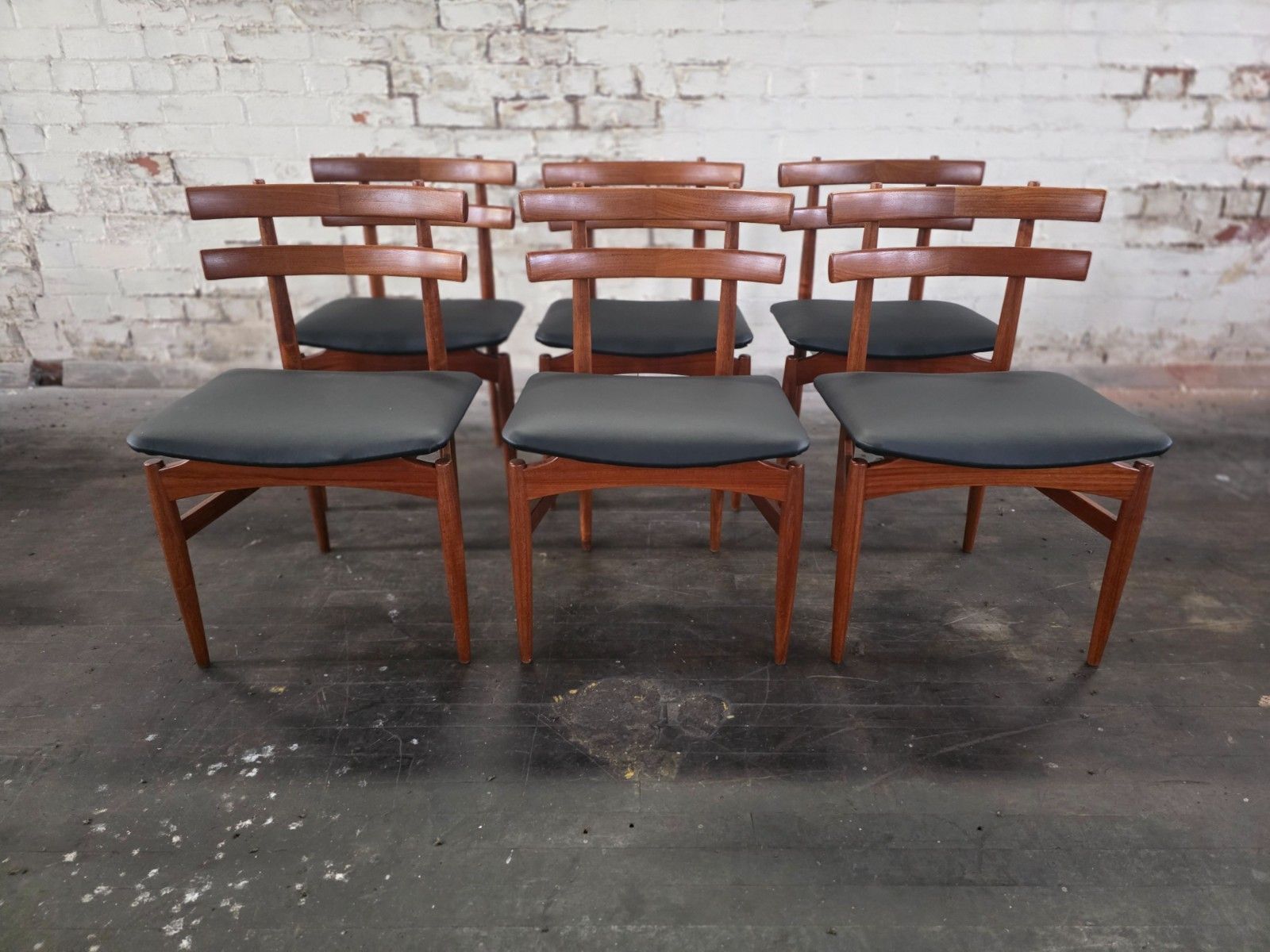 Set Of 6 Danish Teak Mid Century Model 30 Dining Chairs By Poulm Hundevad
