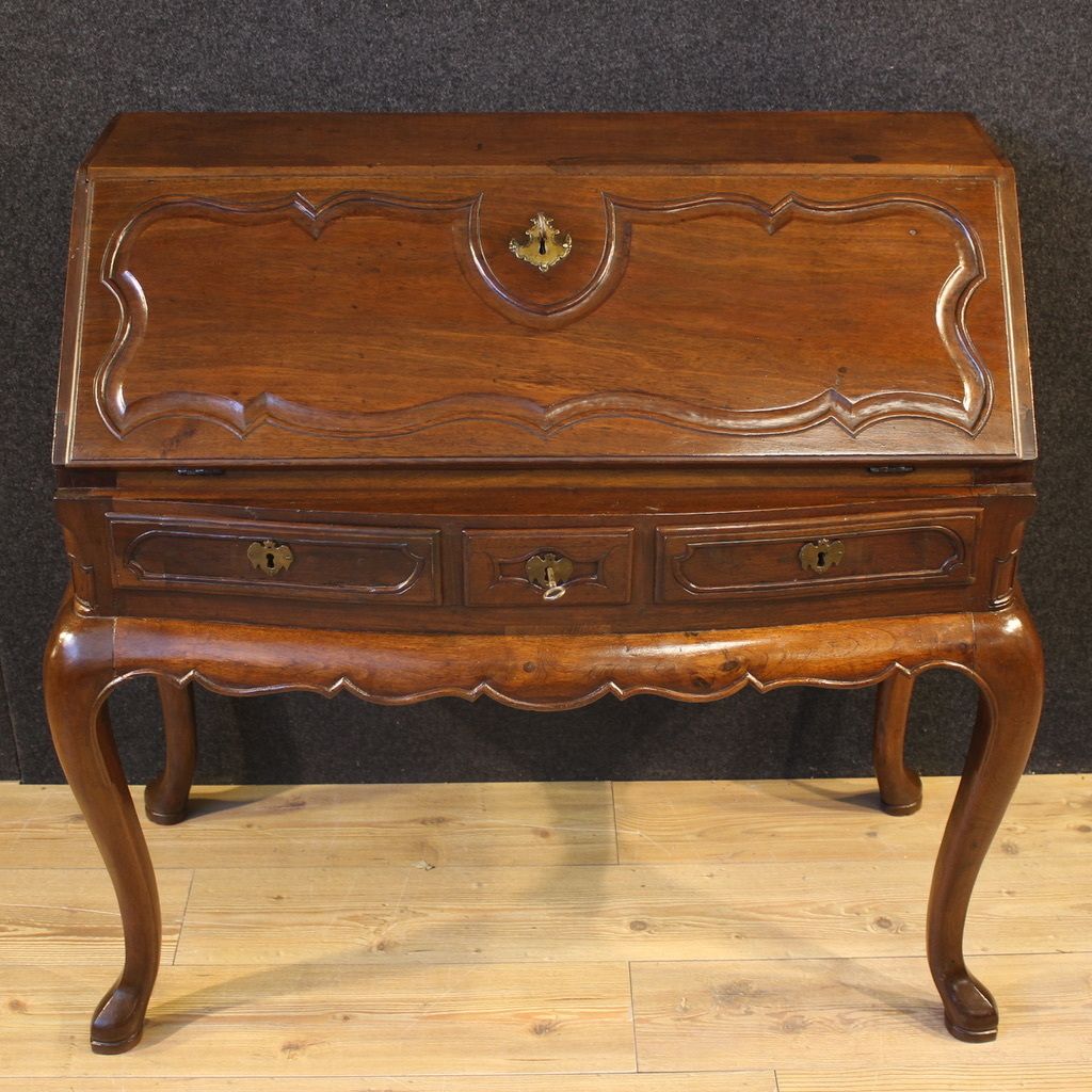 photo vinterior Antique Spanish Bureau From The Mid 19th Century