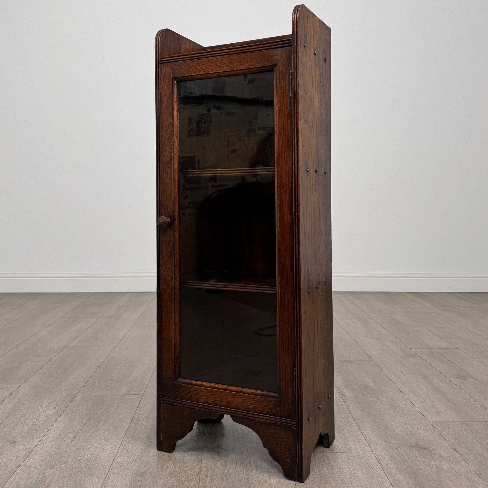 Antique 20th Century Fine Quality Narrow Oak Display Cabinet photo for sale