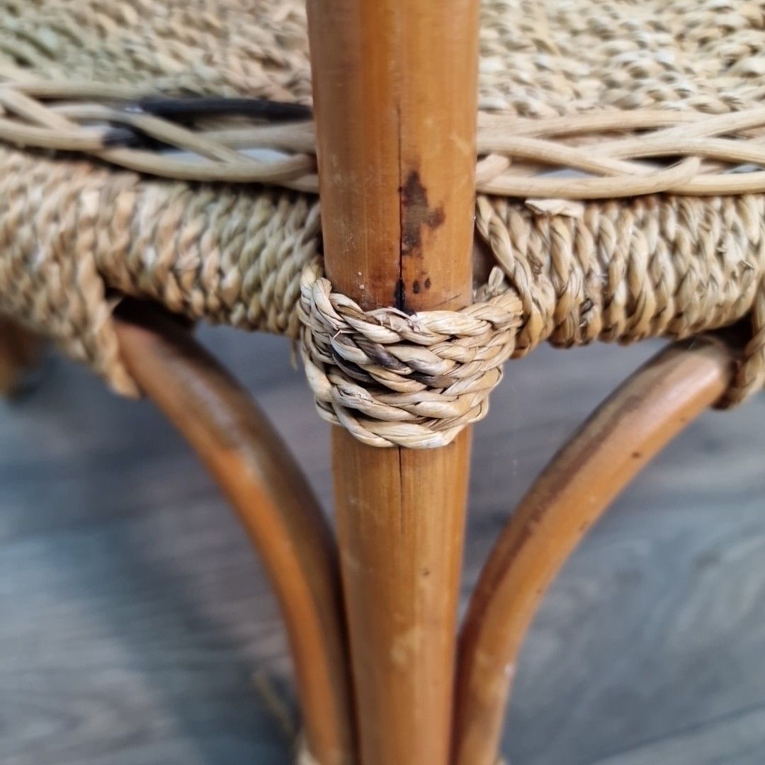 photo vintage Vintage Rattan Side Table Round Two Tier Wicker Boho Lamp Plant Stand Retro