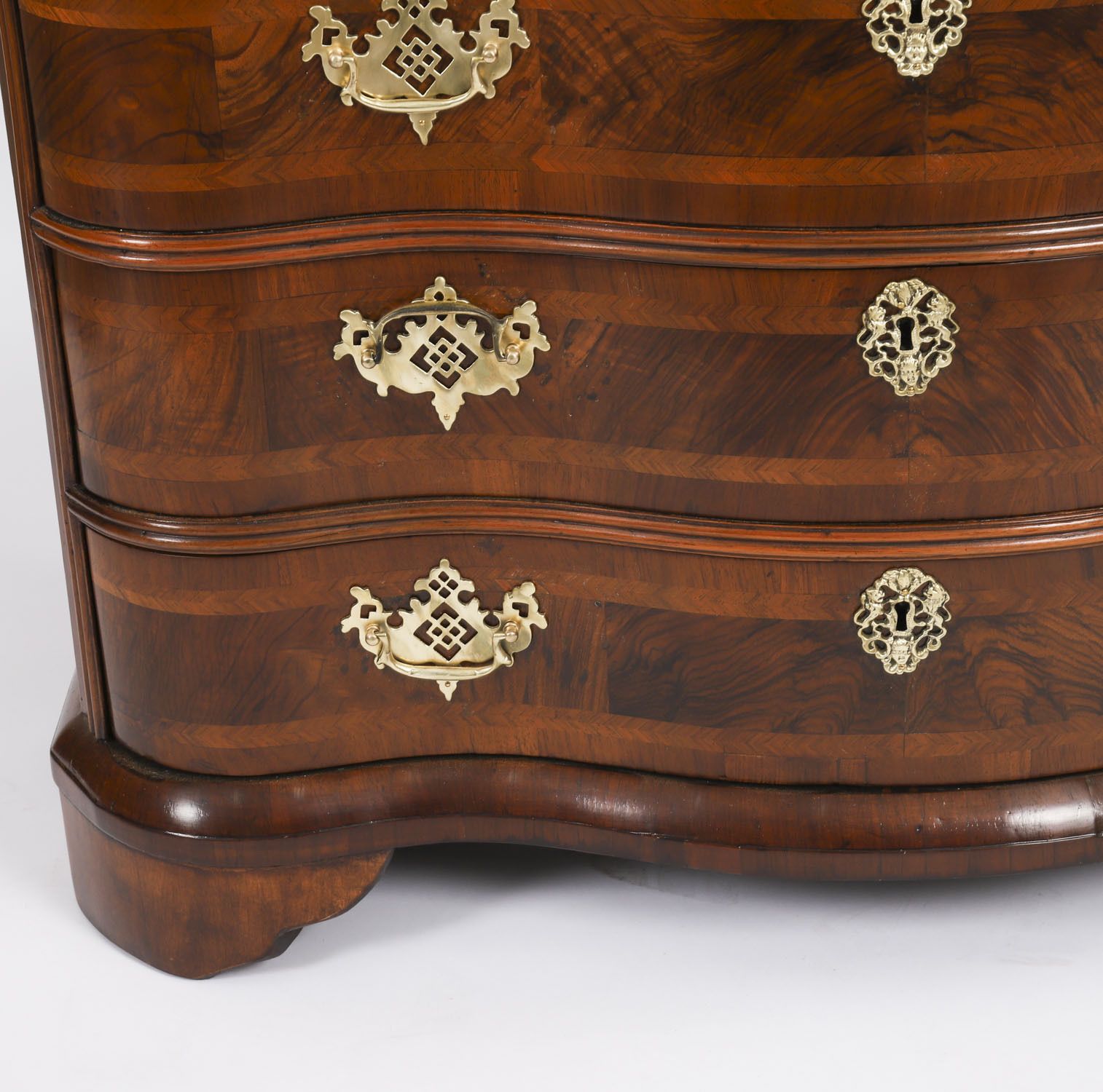 photo furniture Antique Rare Bavarian Burr Walnut Commode C.1760 18th C