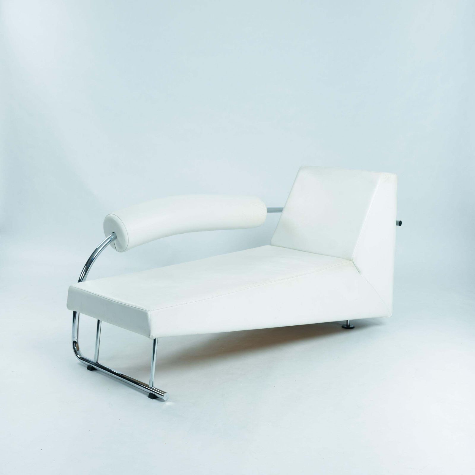 Rob Eckhardt Karel Doorman Chaise Longue White Leather Tubular Steel photo buy