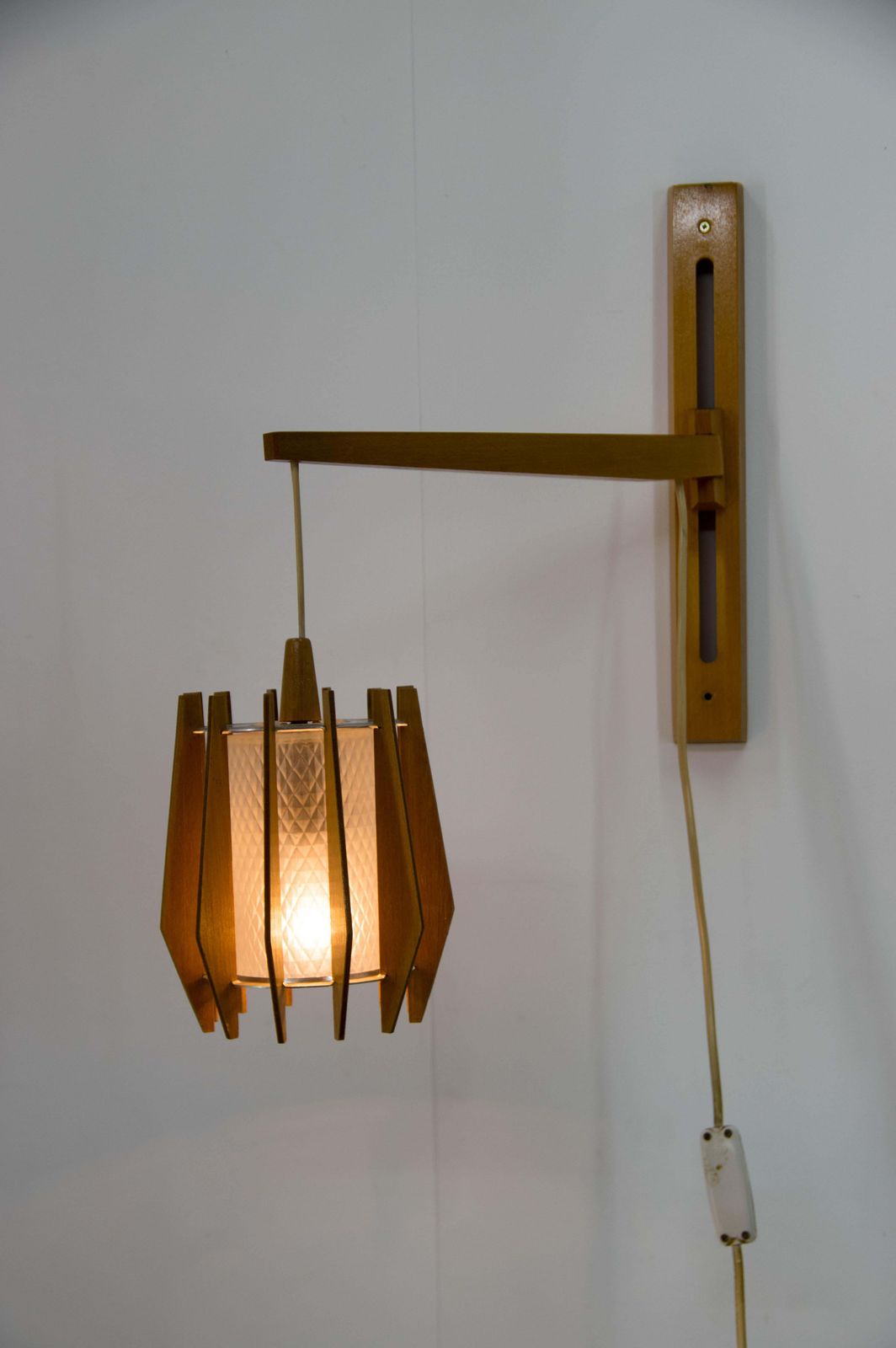 1970s Czechoslovakian Chandelier & Wall Lamp By Dřevo Humpolec photo Lighting
