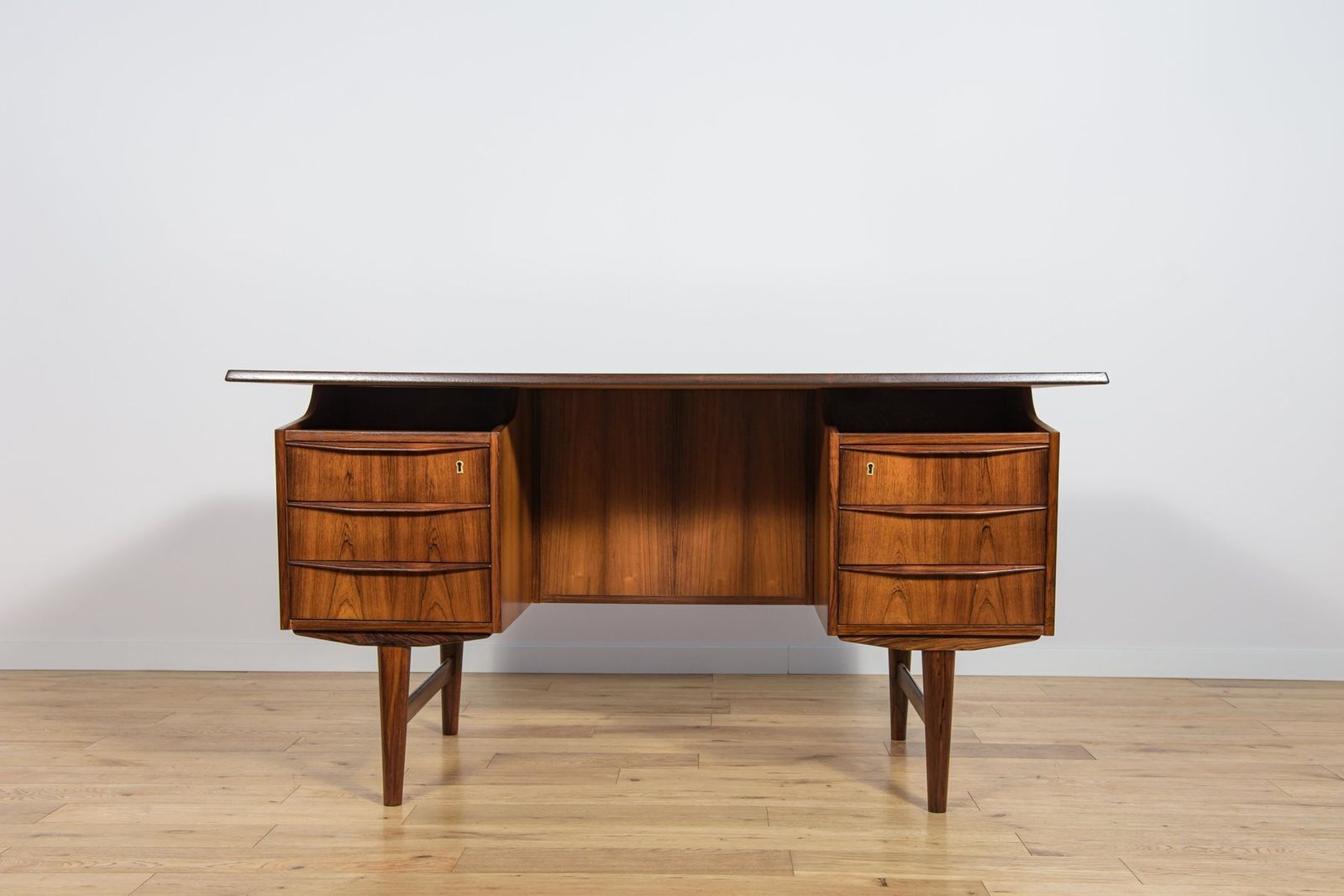 Mid Century Modern Freestanding Rosewood Desk, Denmark, 1960s photo furniture