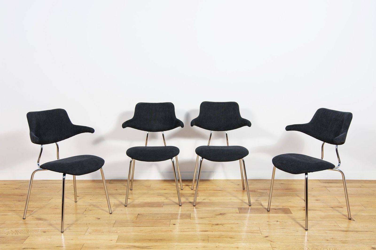 Model Vl118 Dining Chairs By Vermund Larsen For Vermund Larsen A/S, Denmark, 1960s, Set Of 4 photo furniture