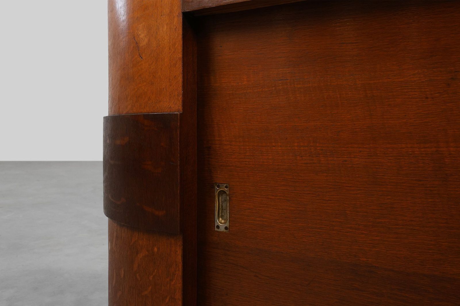 15689.0 Art Deco Monumental Counter Attributed To De Coene, Belgium, 1920s photo
