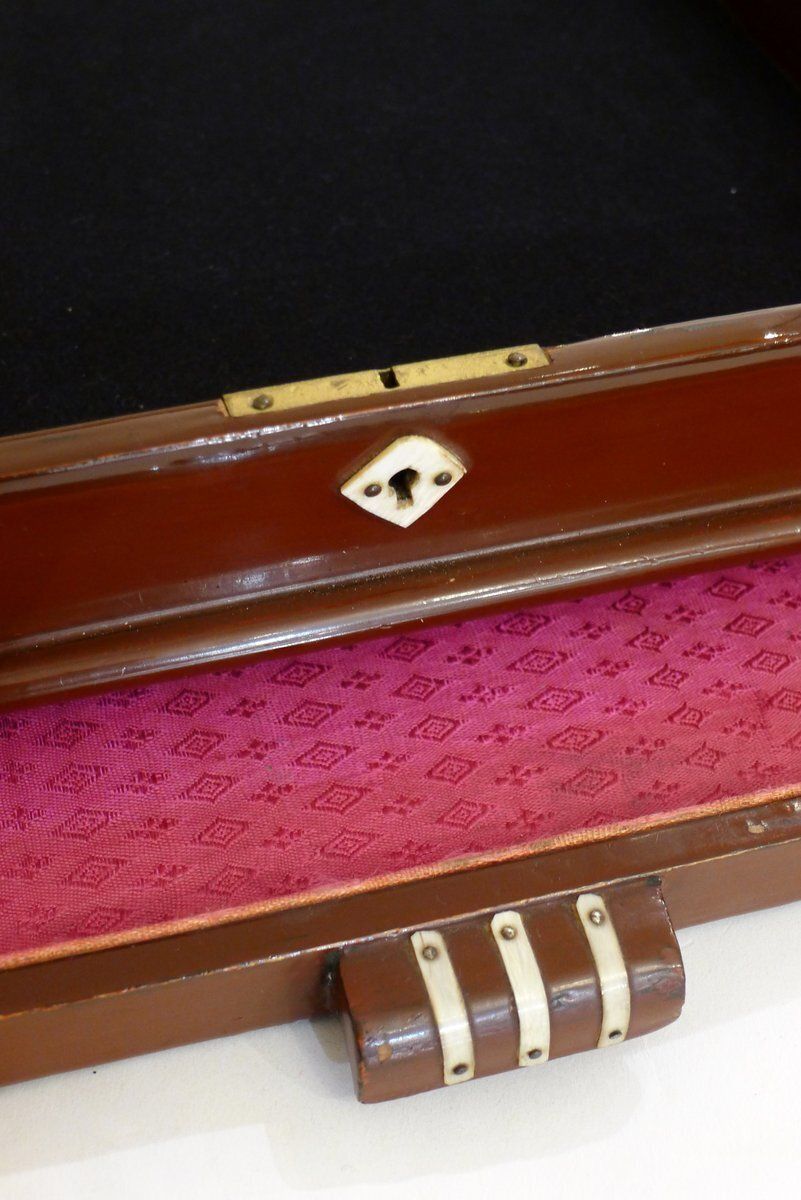 Large Mid Century Lacquered Wooden Jewelry Box With Fish, Asia, 1950s photo vintage
