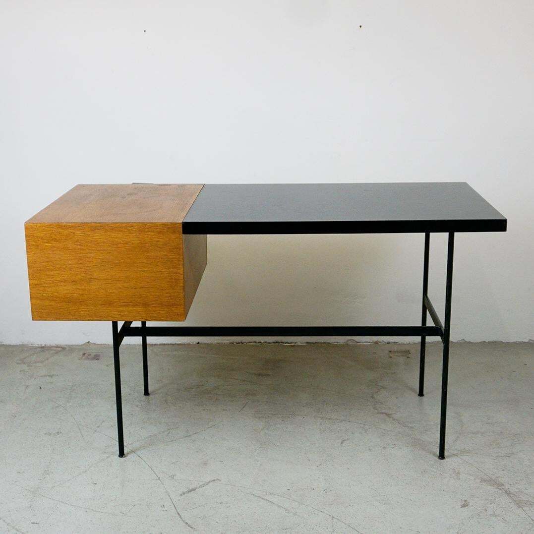 Furniture Pierre Paulin Desk Cm141 By Thonet photo