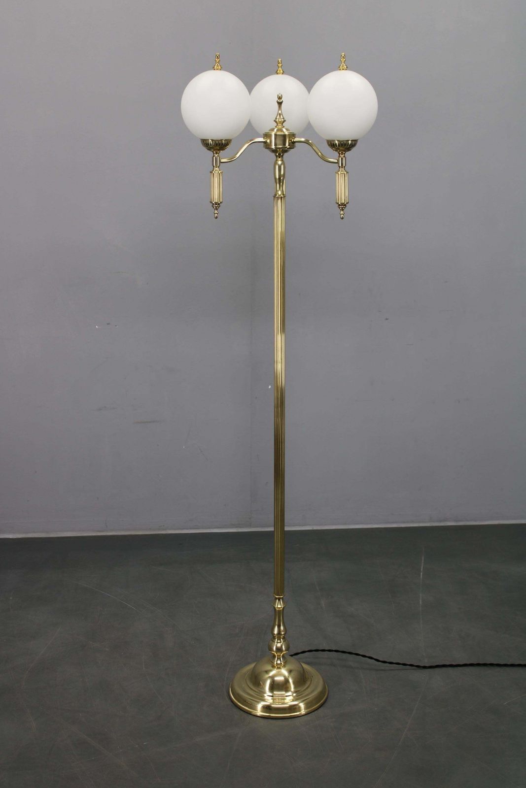 1970s Czechoslovak Floor Lamp In Brass With Milky Glass Shades photo for sale