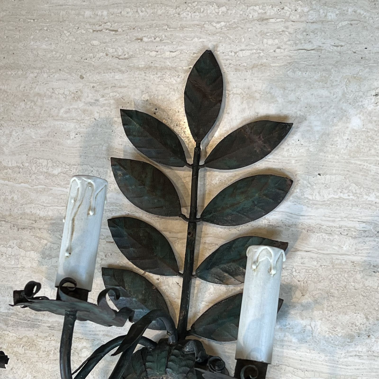 Pair Of Decorative Wall Sconces With Sunflowers And Foliage In Patinated Metal photo 1450.0