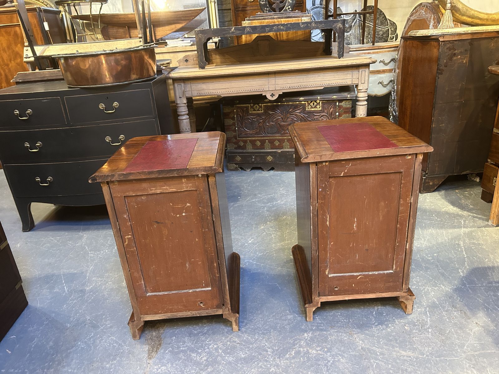 1520.0 Pair Victorian Bedside Chest Of Drawers photo