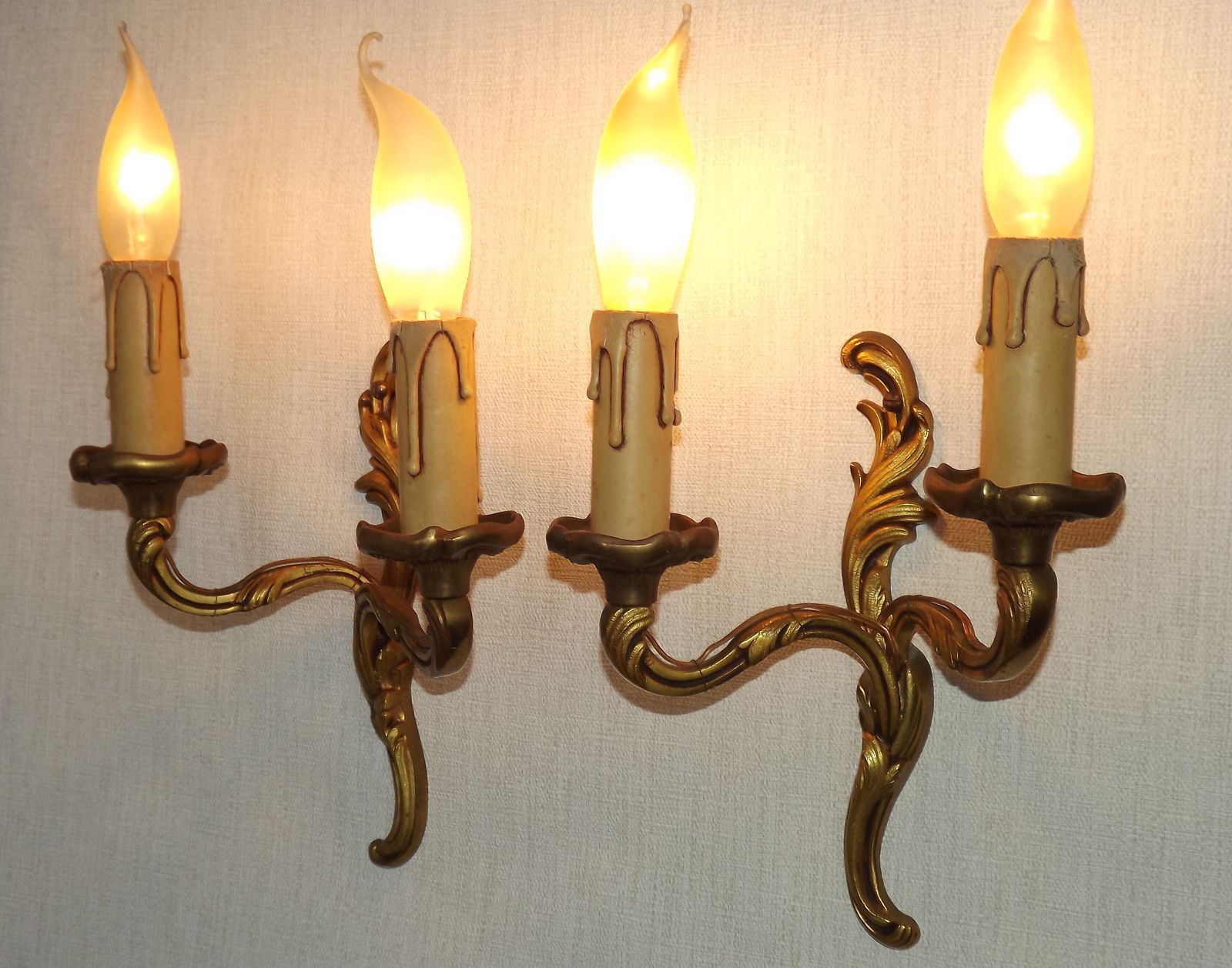 Elegant Vintage French Bronze Double Wall Sconces With Acanthus Leaf Detail photo vinterior