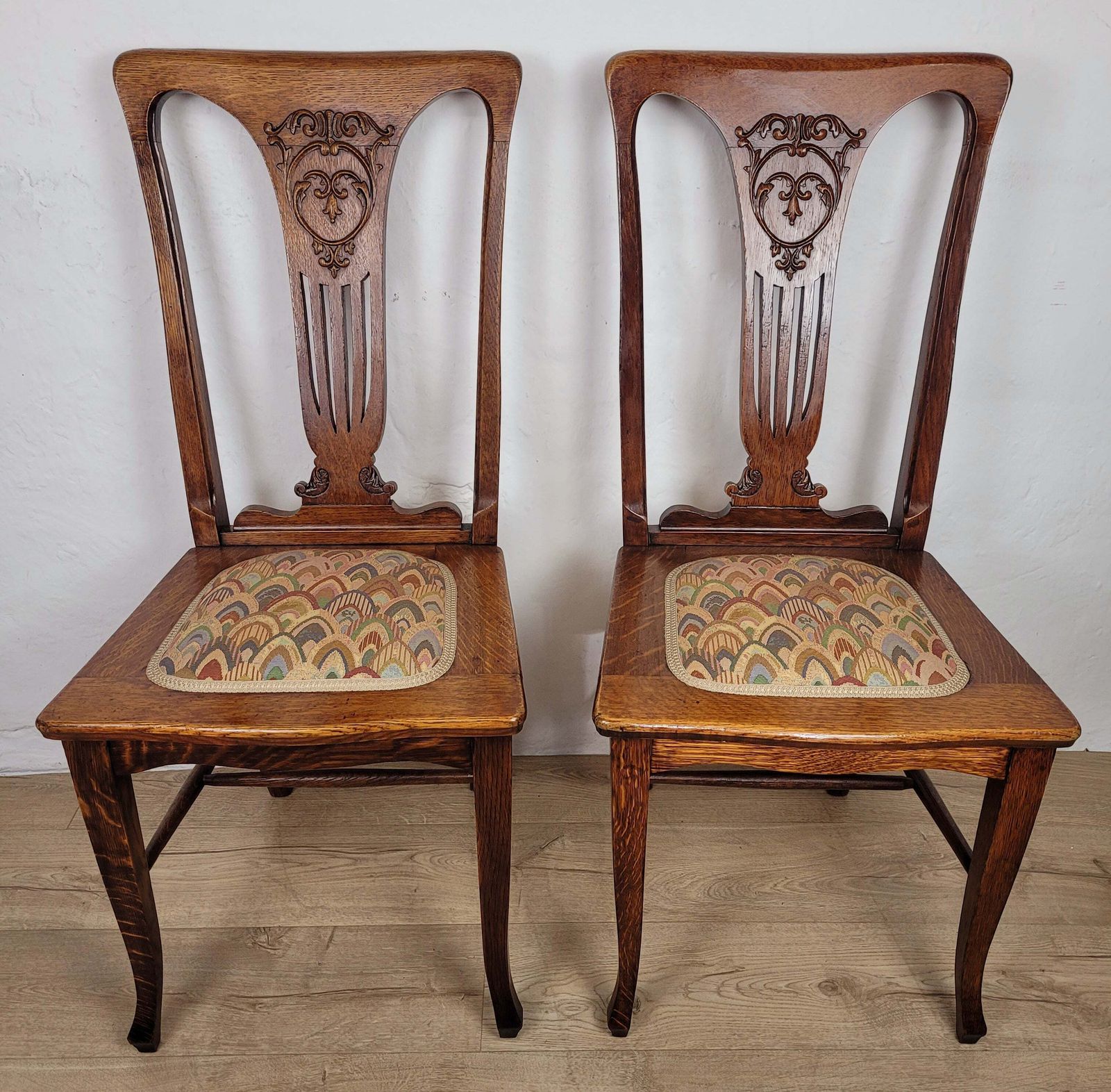 photo vinterior Pair Of Chairs Arts And Crafts Bedroom 1940s Upholstered