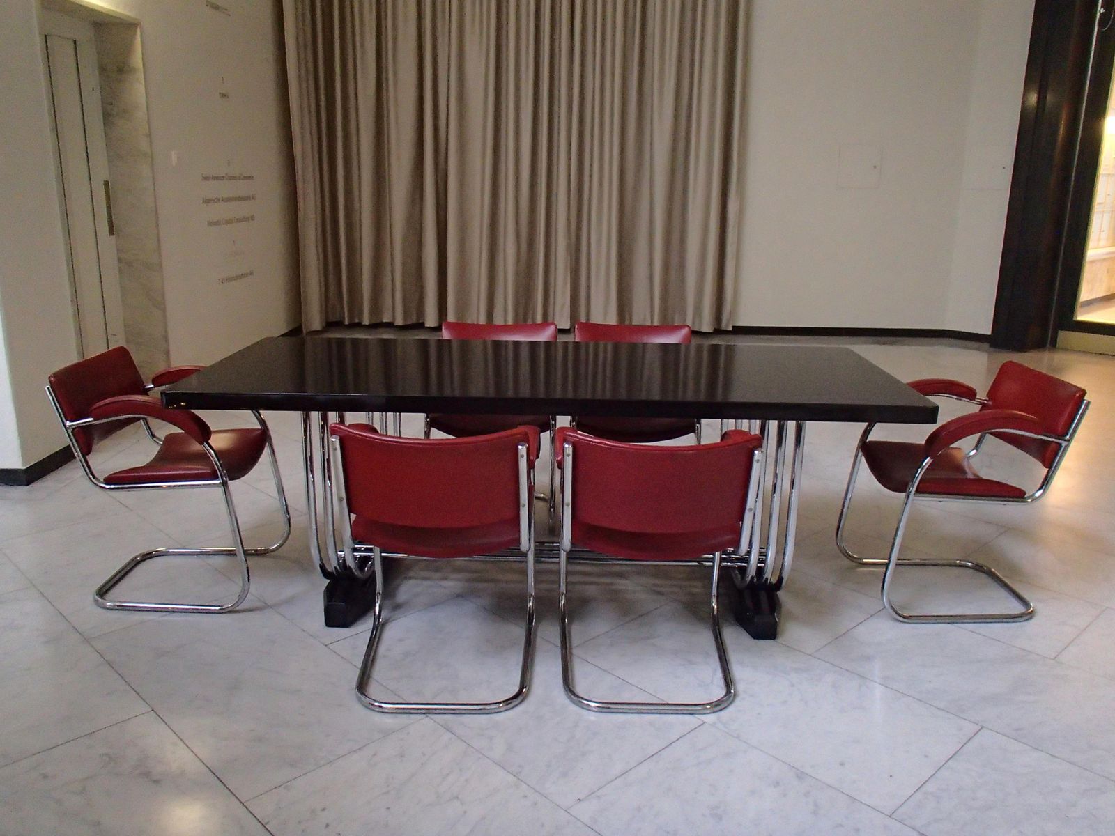 1930s Dining Room Set By Pel By Serge Chermayeff, Table And 6 Chairs photo vinterior