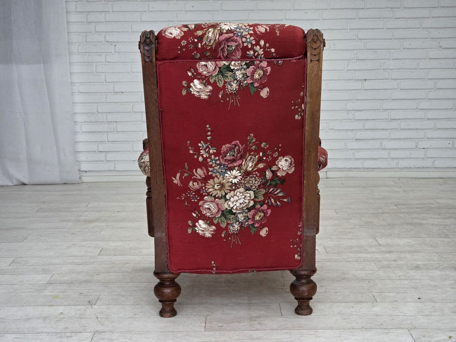 photo vintage 1920 30s, Danish Armchair, Furniture Cotton Fabric, Hand Carved Oak Wood.