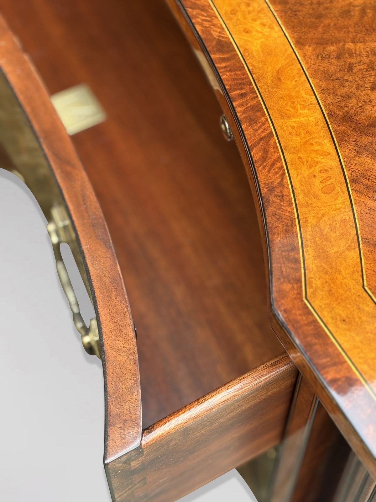 1980's Quality Walnut Inlaid Commode By Brights Of Nettlebed photo buy