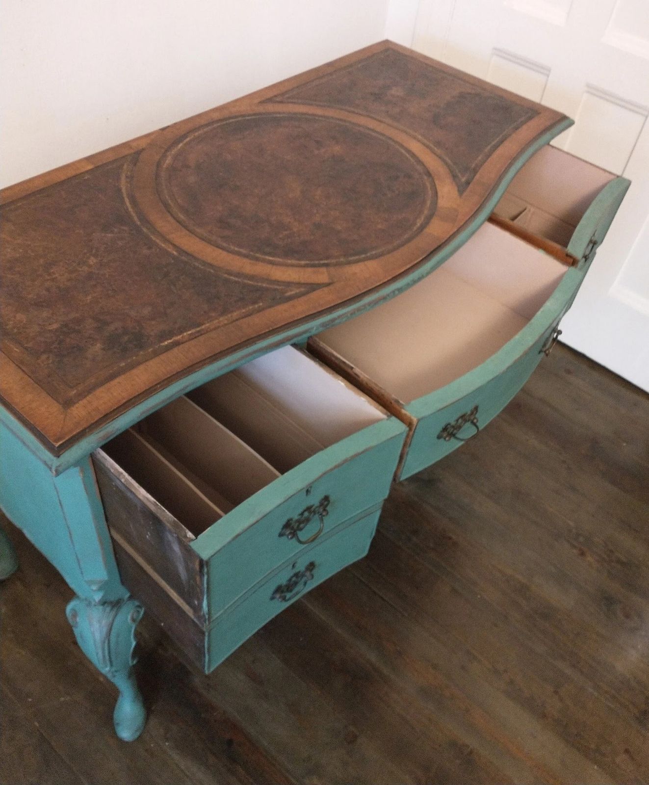 photo furniture Green Painted 1930s Antique Louis Style Desk