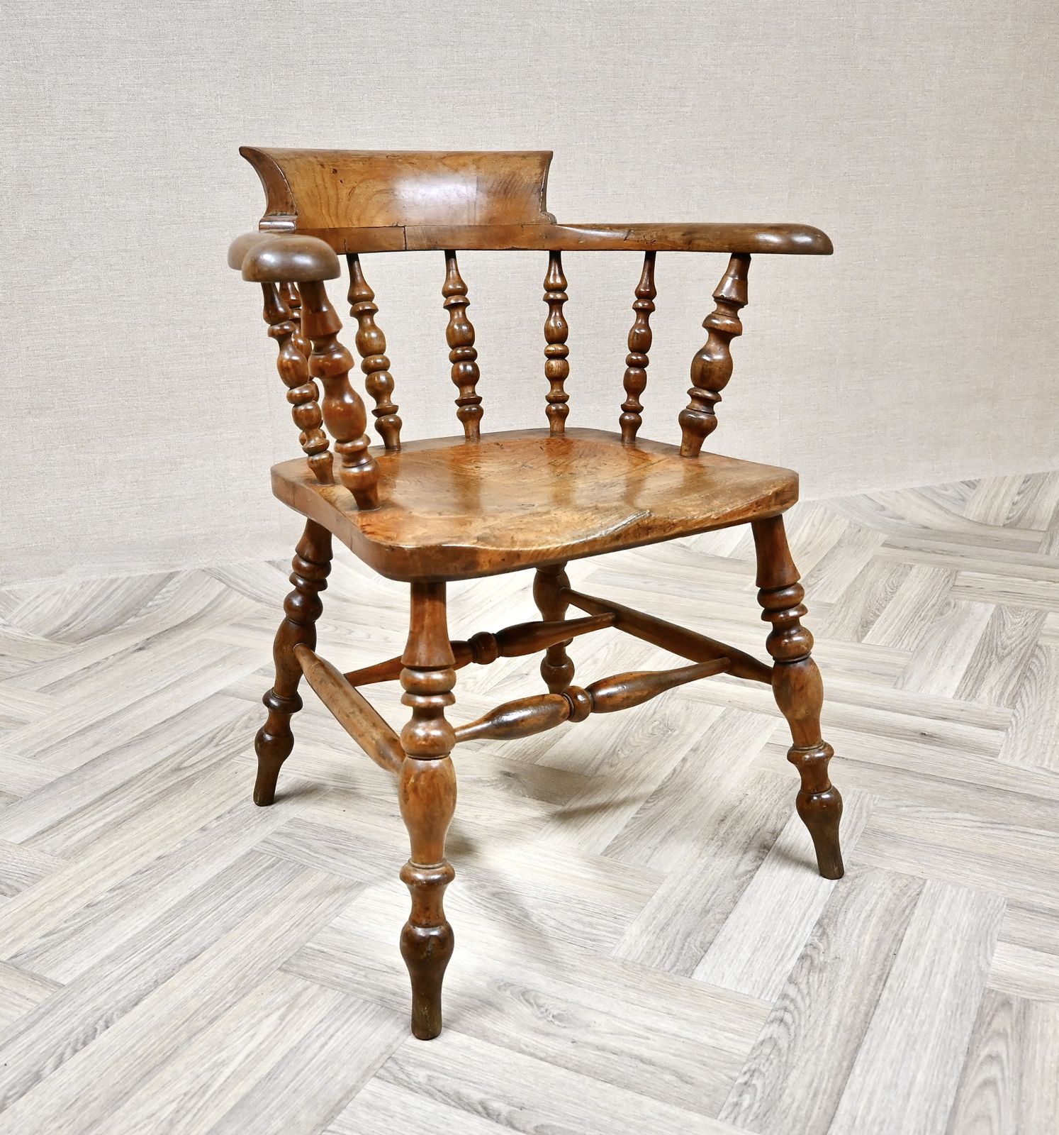 Antique Windsor Smoker's Bow Armchair photo for sale