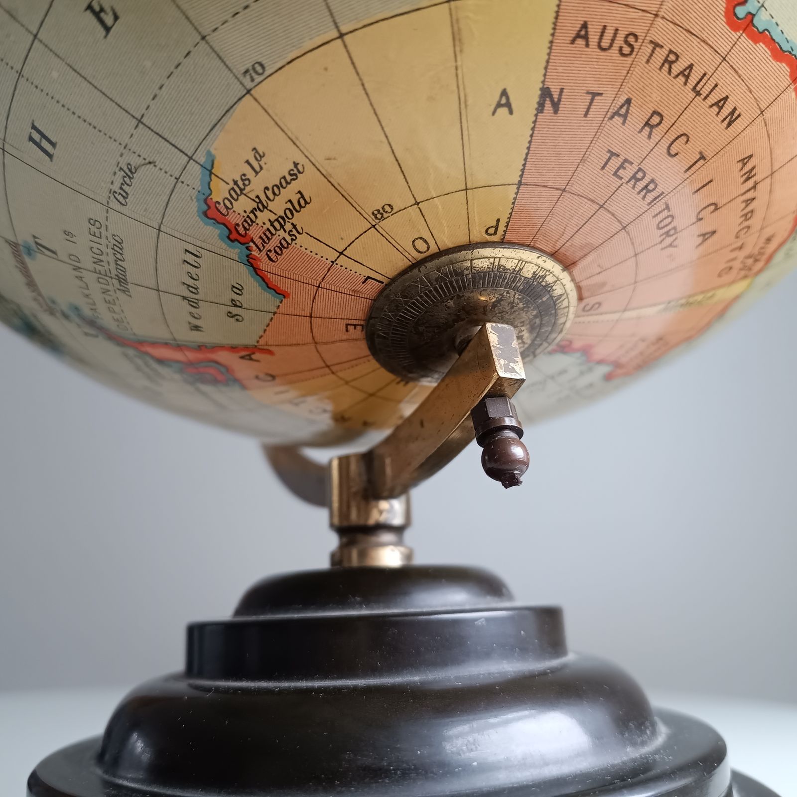 Art Deco Geographia 1947 10 Inch Globe: Final Year Of British Raj, Bakelite Jelly Mold Base, Steamer Routes photo 395.0