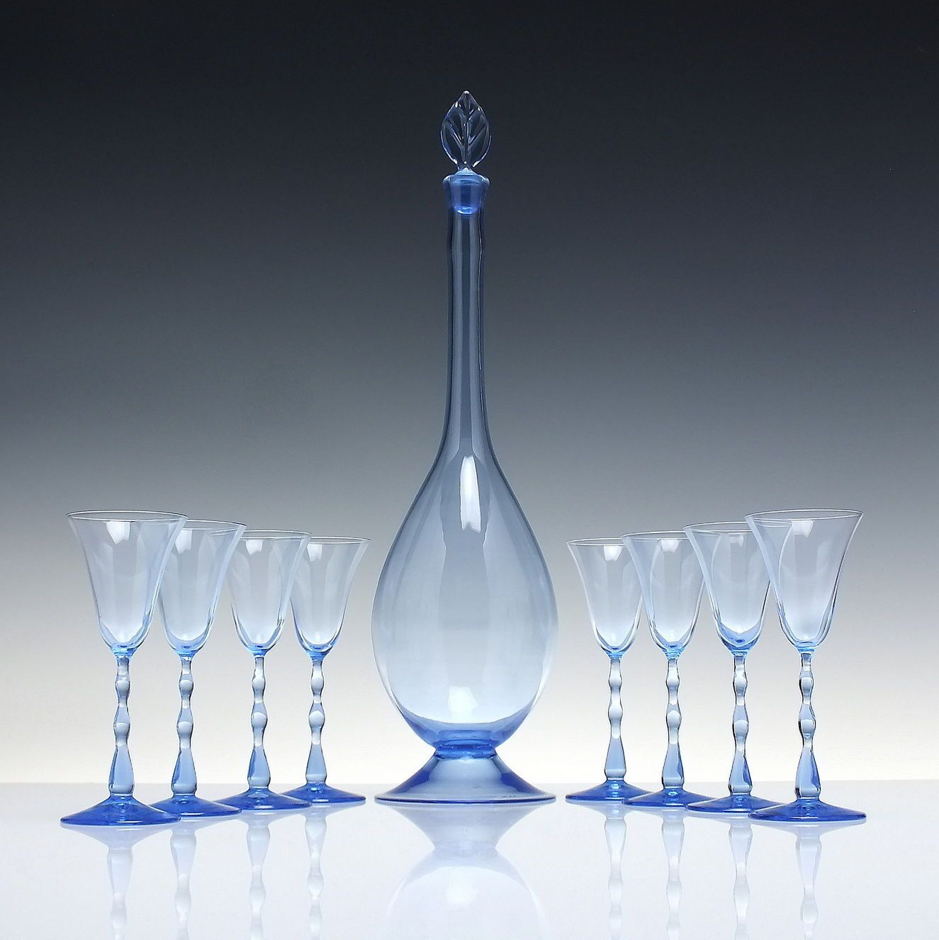 Exceedingly Rare Set Of Eight Blue Astrid Liquor Glasses & Decanter Designed By Simon Gate For Orrefors C1922 65 photo vinterior