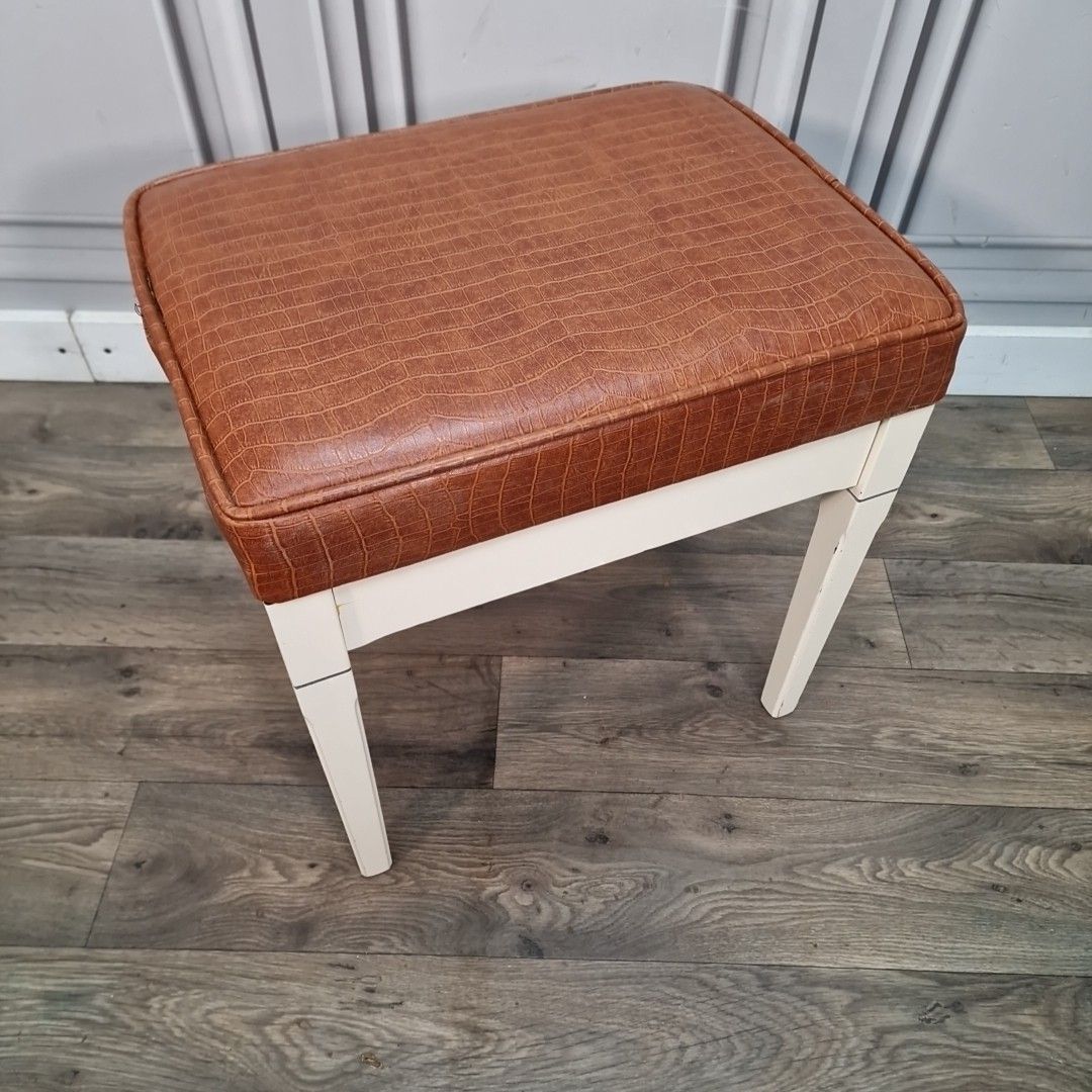 Retro Vintage Stool Tan Croc Effect Faux Leather – Wooden Frame – Mid Century photo furniture