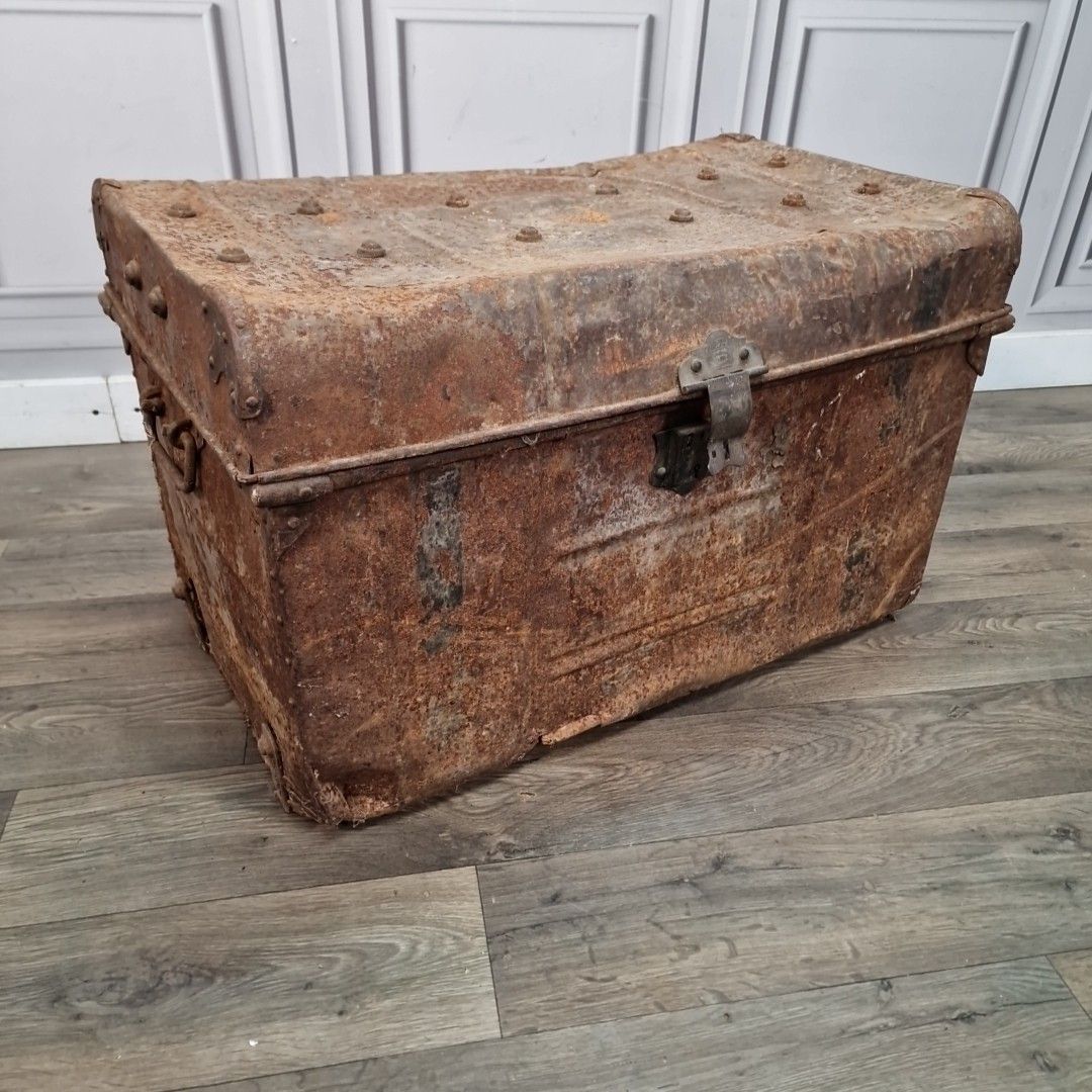 Antique Metal Trunk – Rustic Industrial Chest – Distressed Storage / Planter