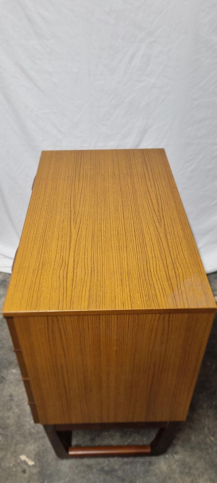 Europa Mid Century Modern Chest Of Drawers. photo Furniture