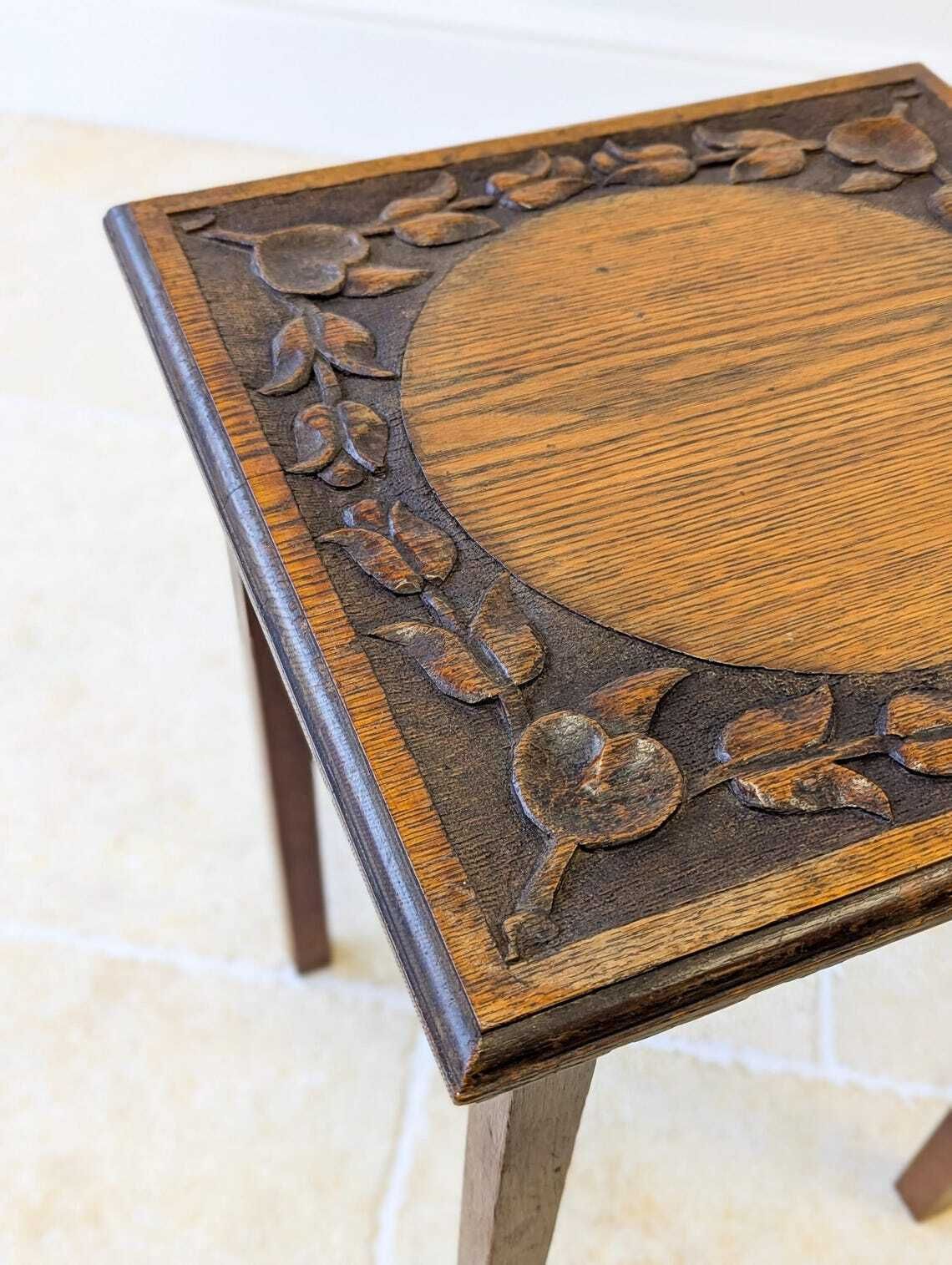 photo furniture Antique Arts And Crafts Oak Occasional Table C.1920