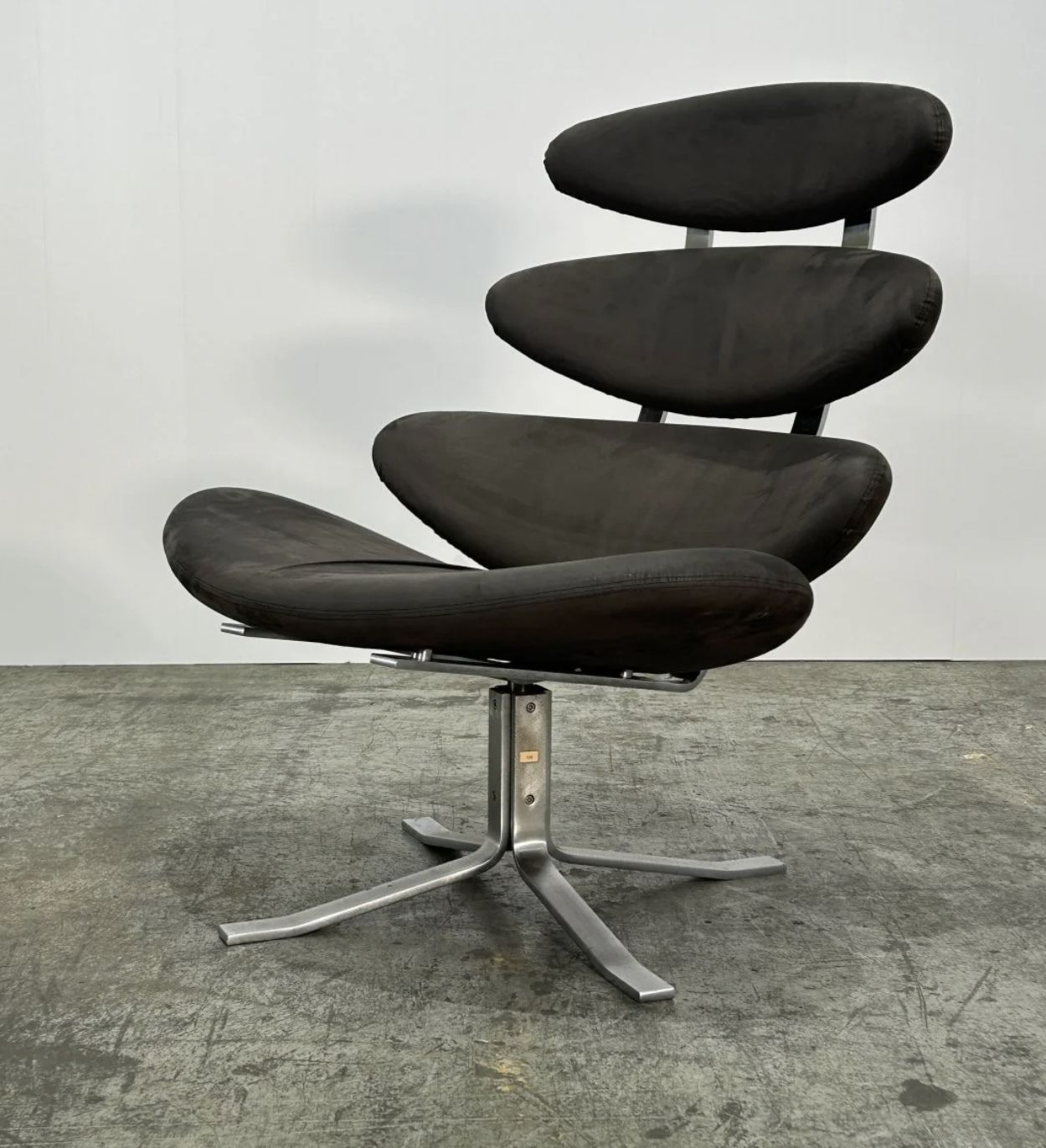 Erik Jørgensen Ej 5 Corona Chair By Poul M. Volther photo Furniture