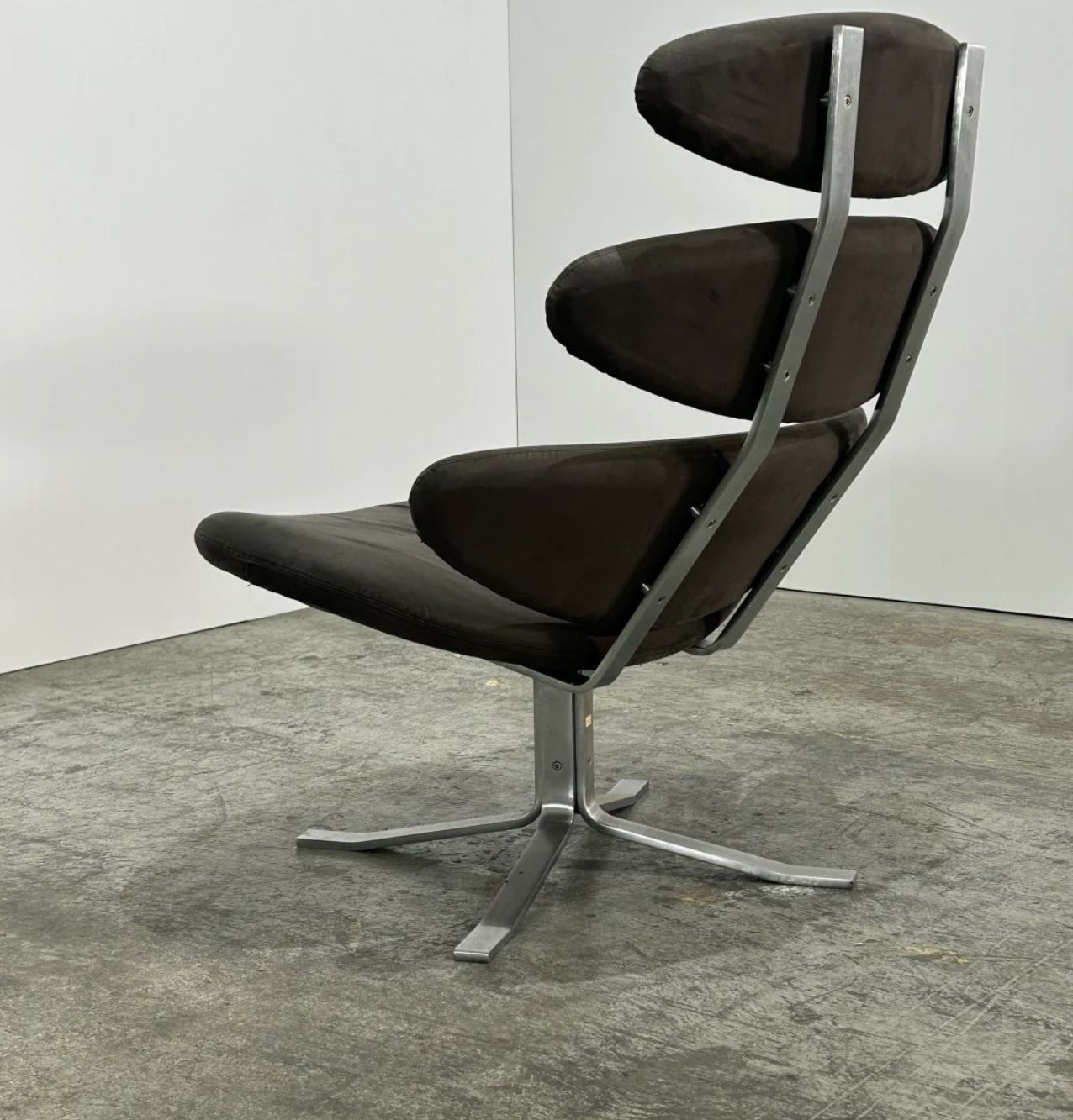 Erik Jørgensen Ej 5 Corona Chair By Poul M. Volther photo buy