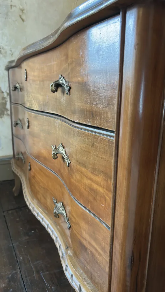 Antique French Serpentine Chest Of Drawers photo Furniture