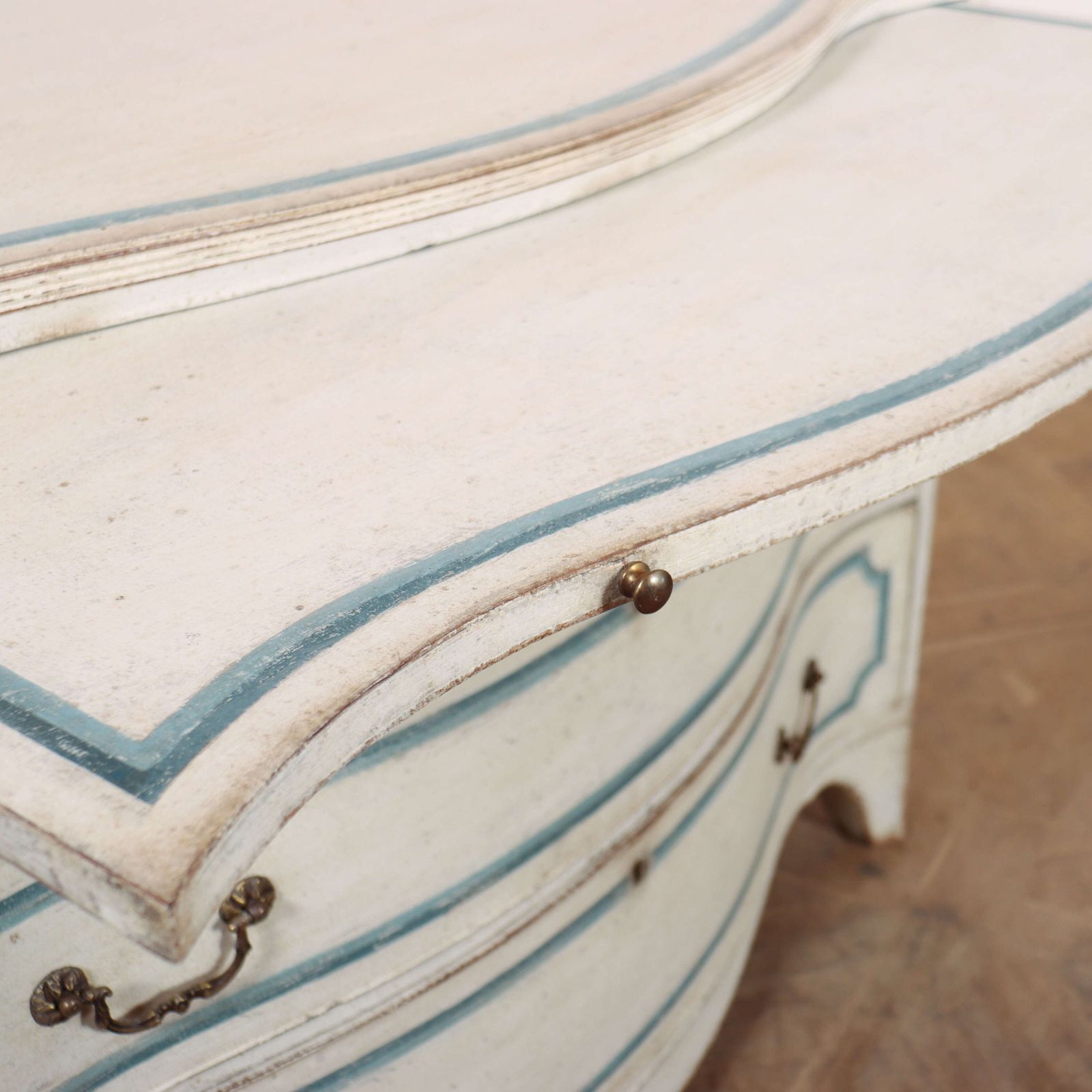 photo for sale English Serpentine Front Commode