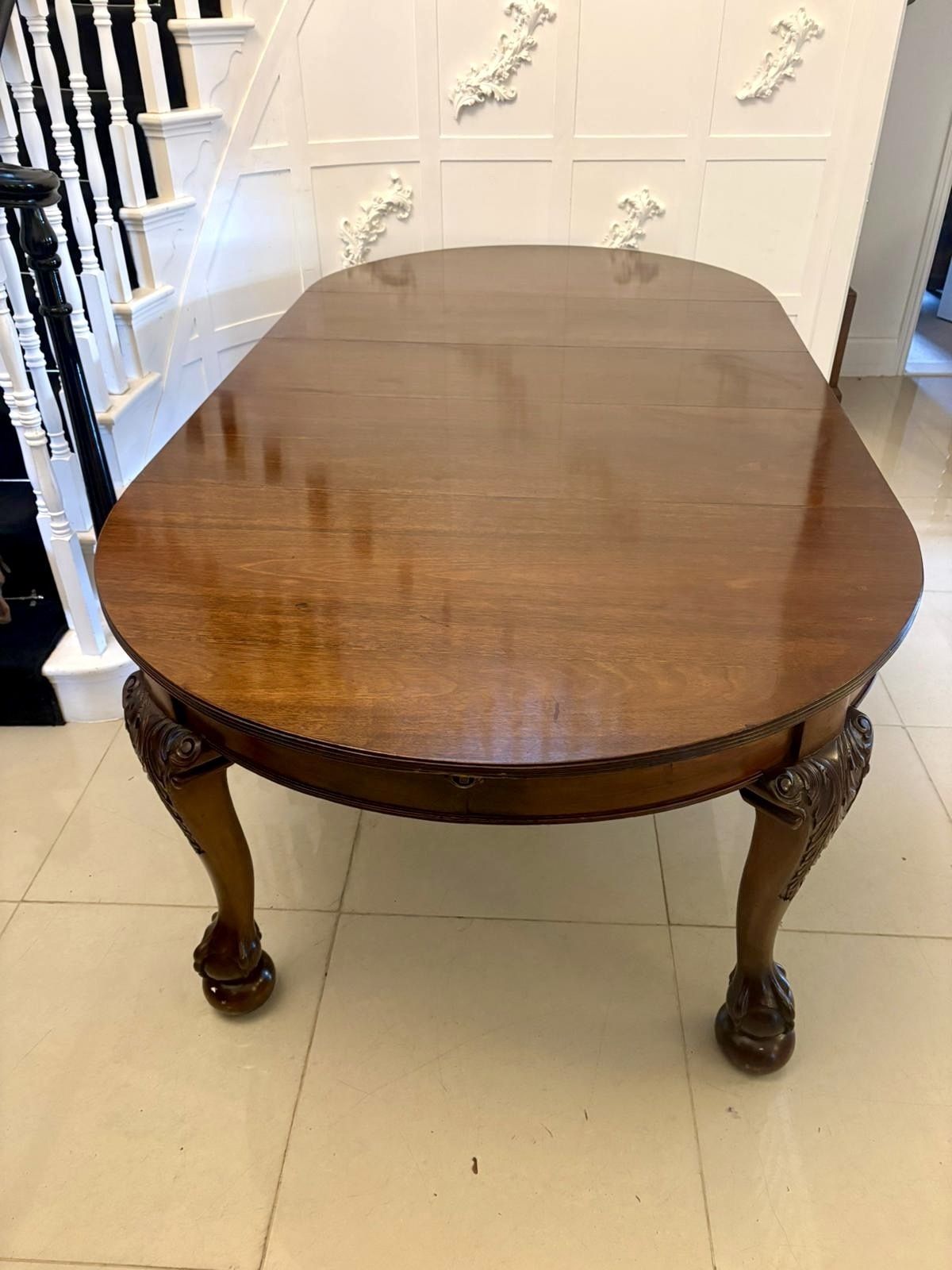 Antique Quality 19th Century 10 Seater Figured Mahogany Extending Dining Table With Carved Claw And Ball Legs