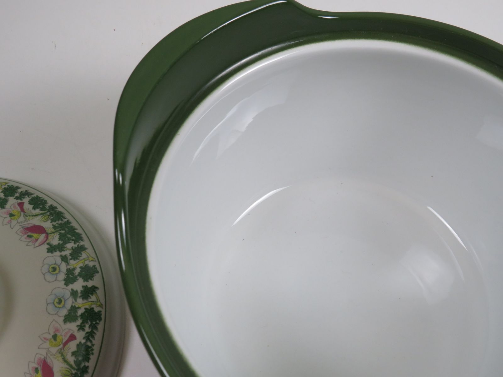 photo furniture Mid Century Norwegian Figgjo “Anitra” Casserole – Model Mf 555 – 1960s–70s