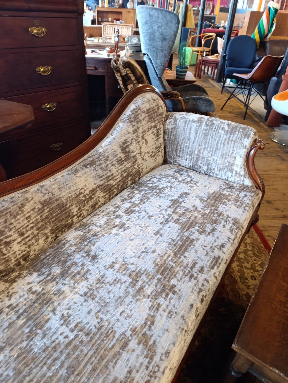 photo furniture Victorian Walnut Chaise Longue Newly Upholstered In Chenille