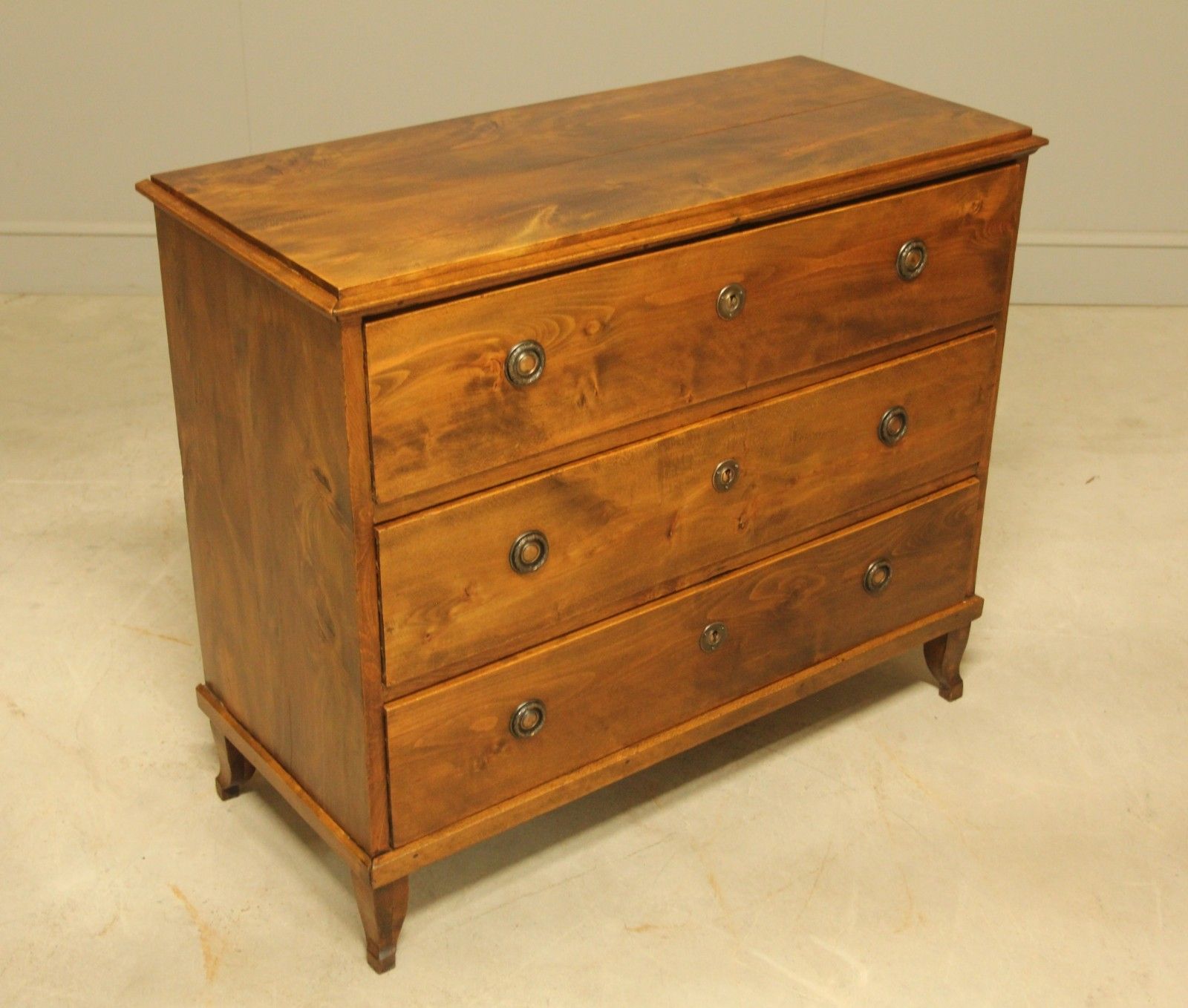 A Fine Early 19th‑Century Swedish Gustavian Chest photo Furniture