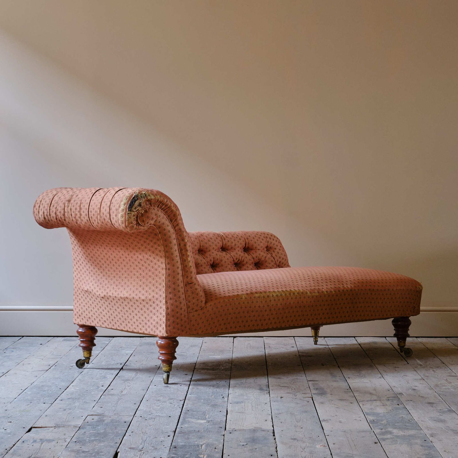 19th Century Holland & Sons Chaise Longue photo Furniture