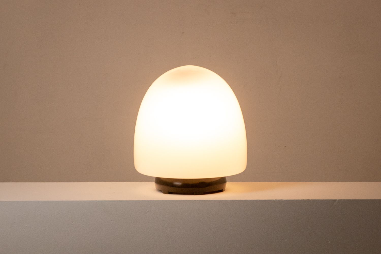 Leucos. Pair Of Egg Shaped Glass Lamps. Italy, 1960s. photo for sale