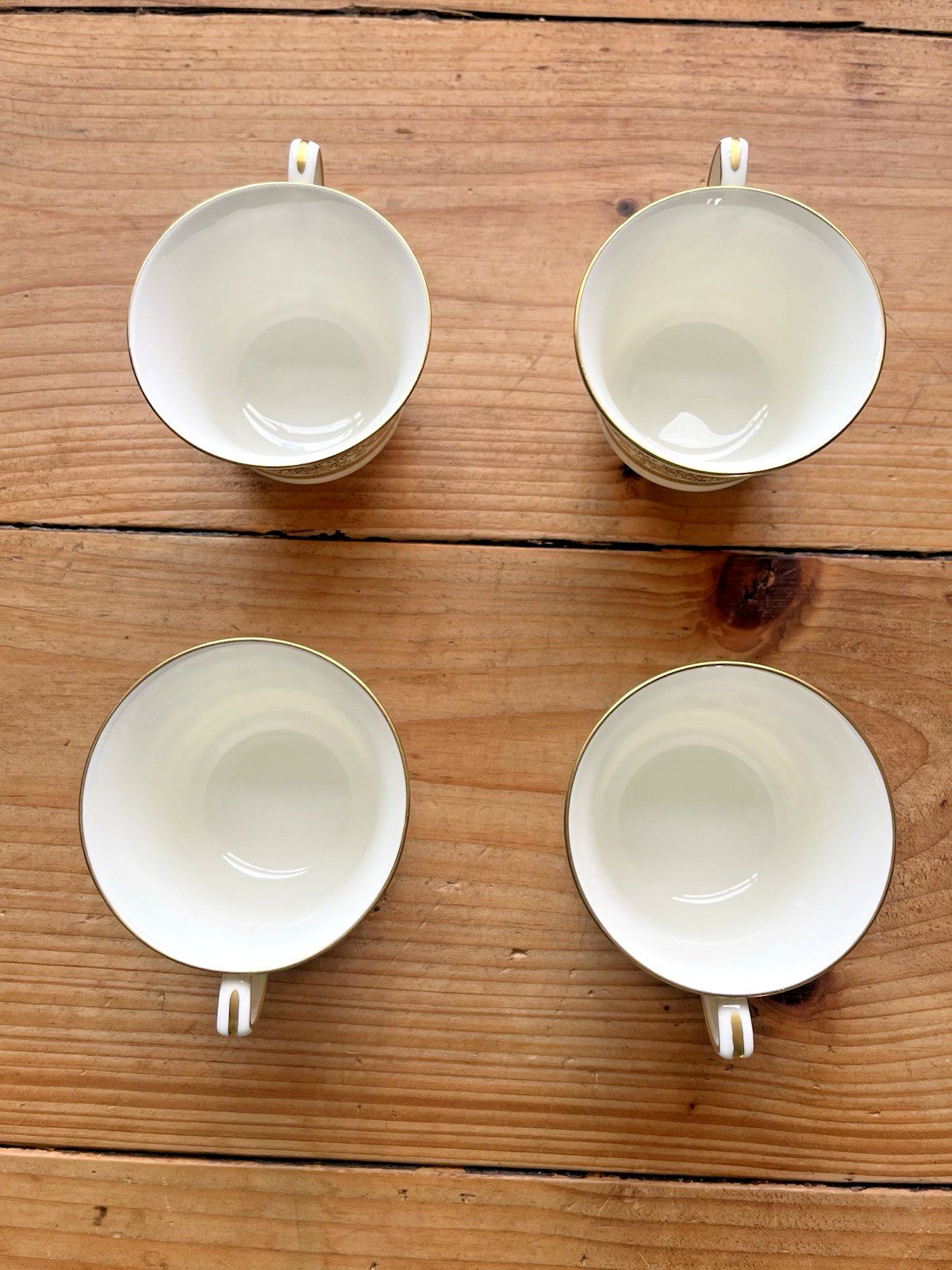 Set Of 4 Vintage Royal Worcester Embassy Pattern Gold Gilt Coffee Cups & Saucers photo 100.0