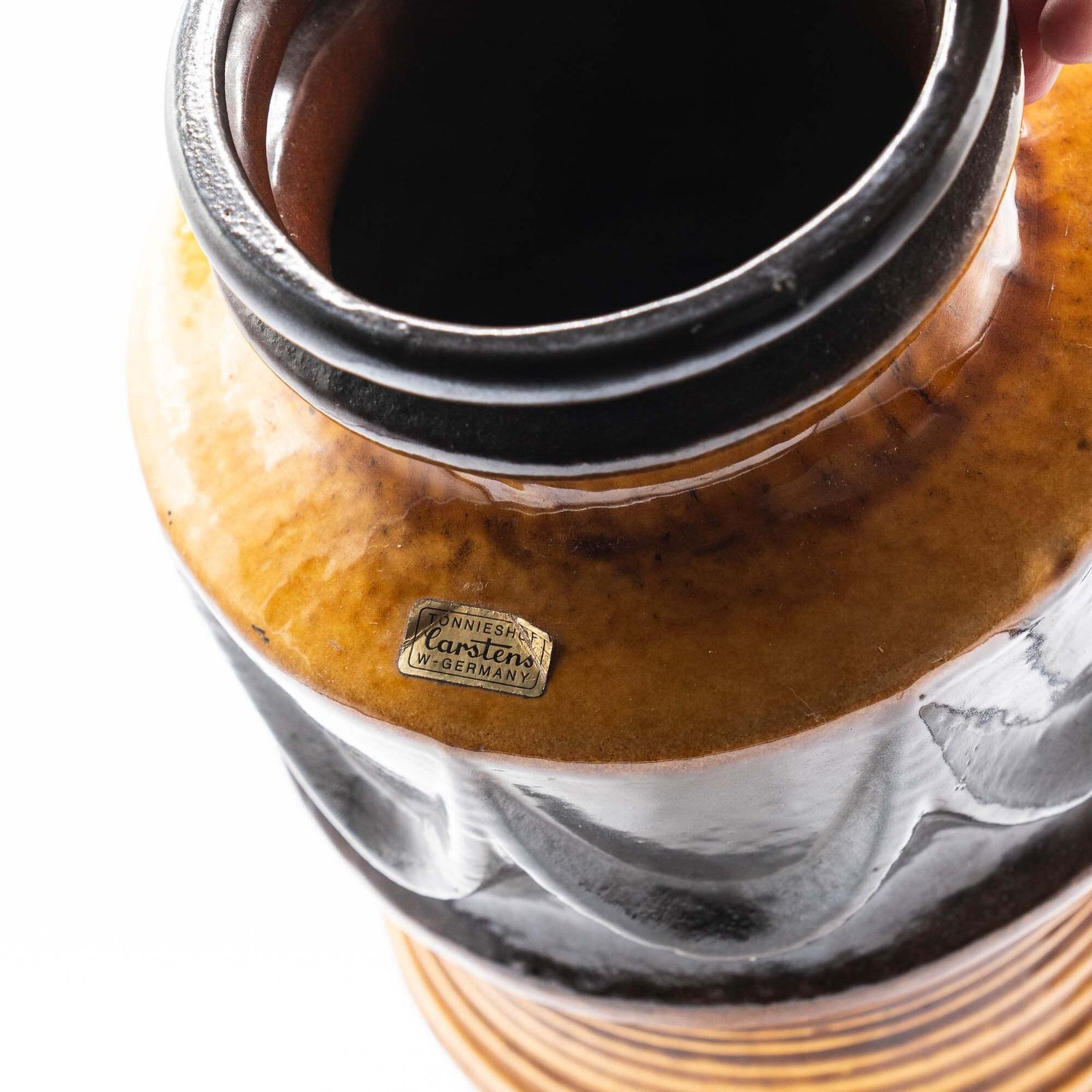 Floor Vase Ethnic Decor In Light And Dark Brown   Carstens Tönnieshof 7911 40    1960s photo vintage